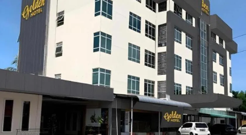 Golden Hotel