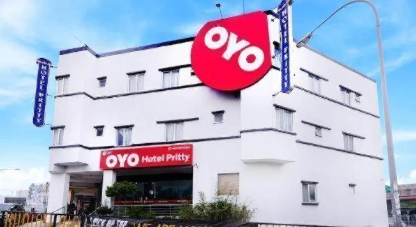 OYO 90623 Thank Q Inn 3
