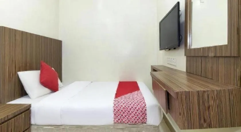 Bed in OYO 90623 Thank Q Inn 3