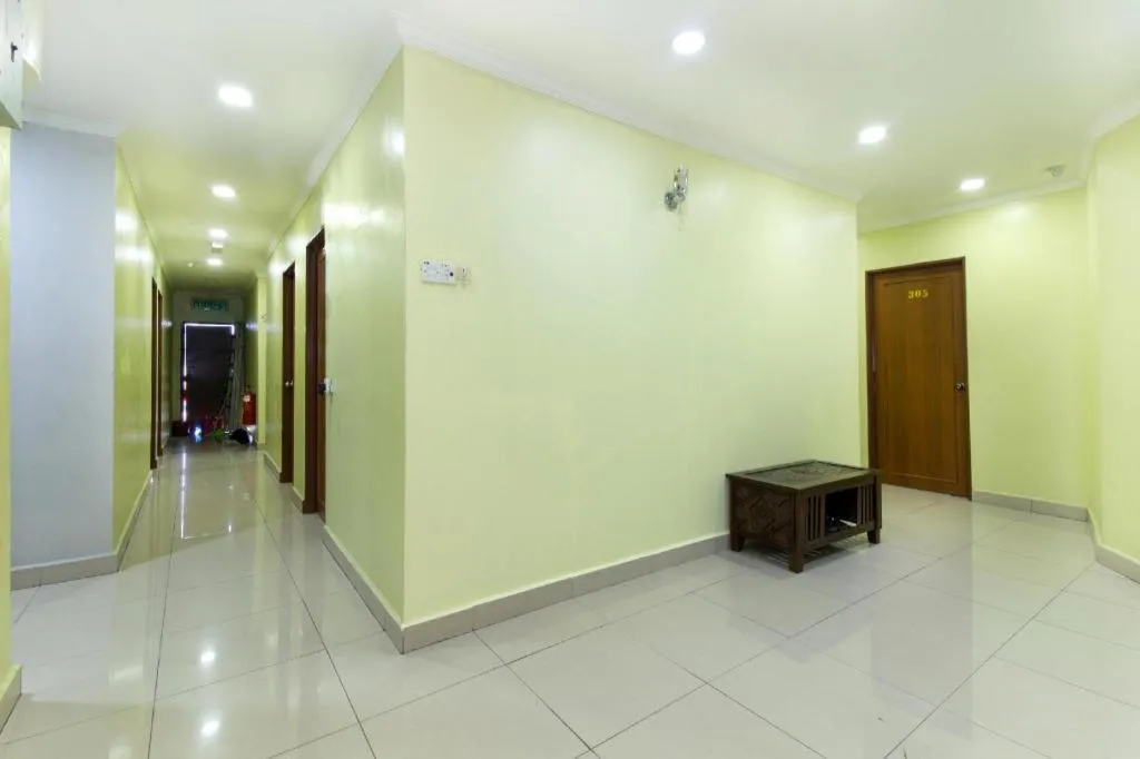 OYO 90623 Thank Q Inn 3