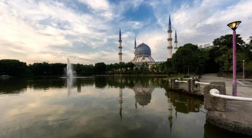 Laman Green Hotel @ Seksyen 7 Shah Alam near UiTM, i-City, Hospital