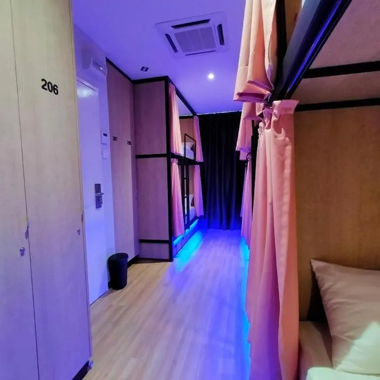 Bed in Laman Green Hotel @ Seksyen 7