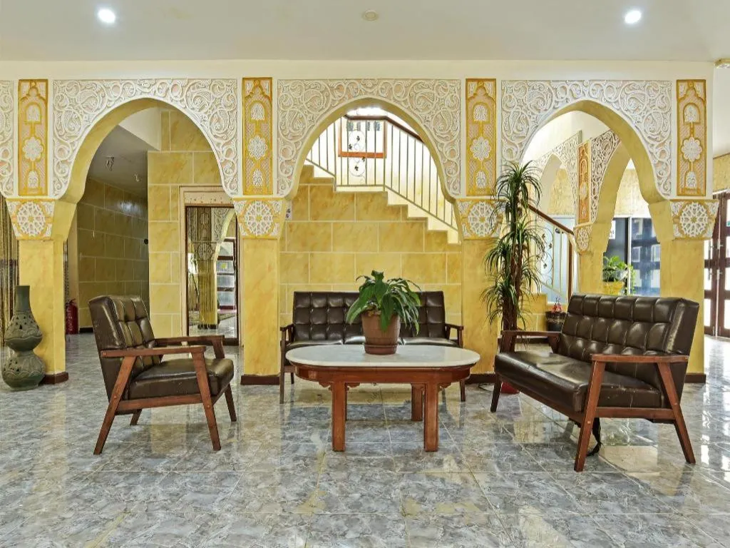 Capital O 90661 Luxor Empire Hotel