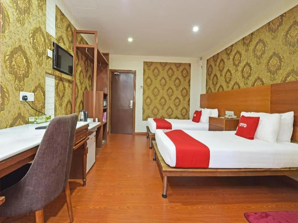 Bed in Capital O 90661 Luxor Empire Hotel