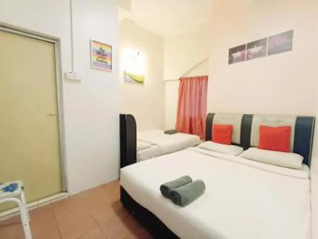 Bed in The Hotel Tudor Inn