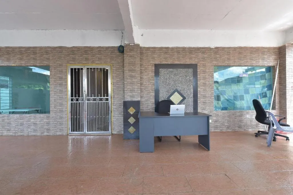 OYO 90889 Narasindo Cottage