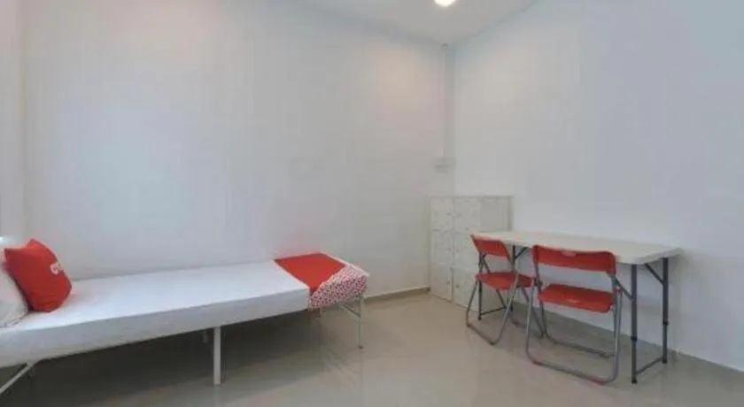 Bed in OYO 90889 Narasindo Cottage