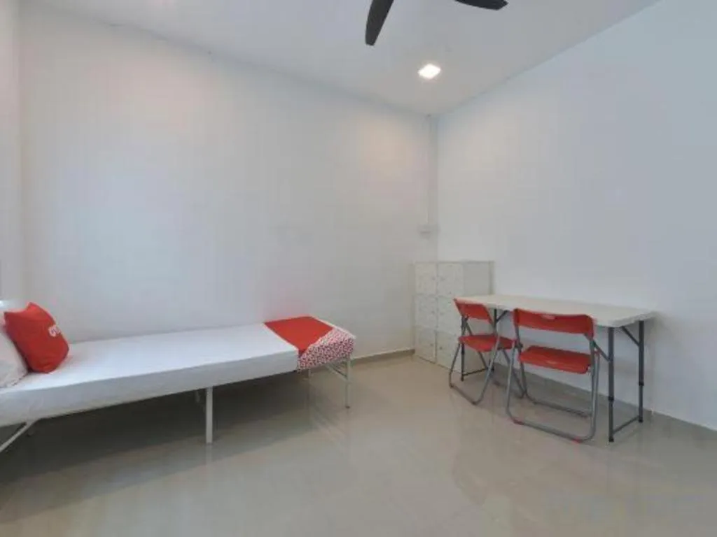 OYO 90889 Narasindo Cottage