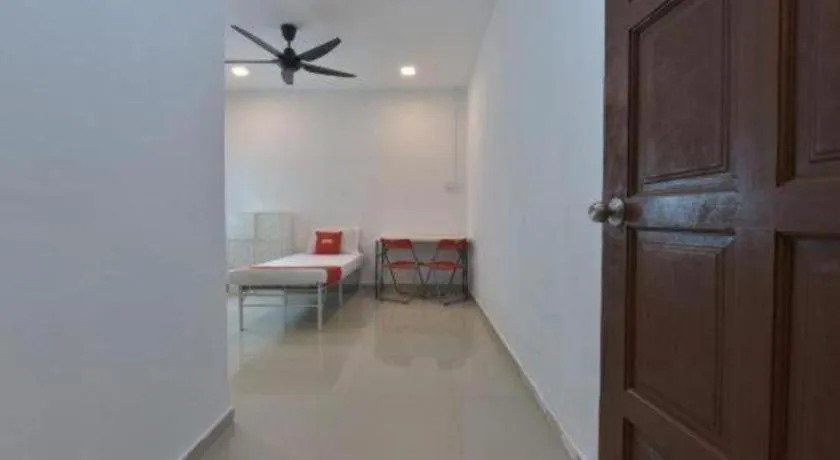 OYO 90889 Narasindo Cottage