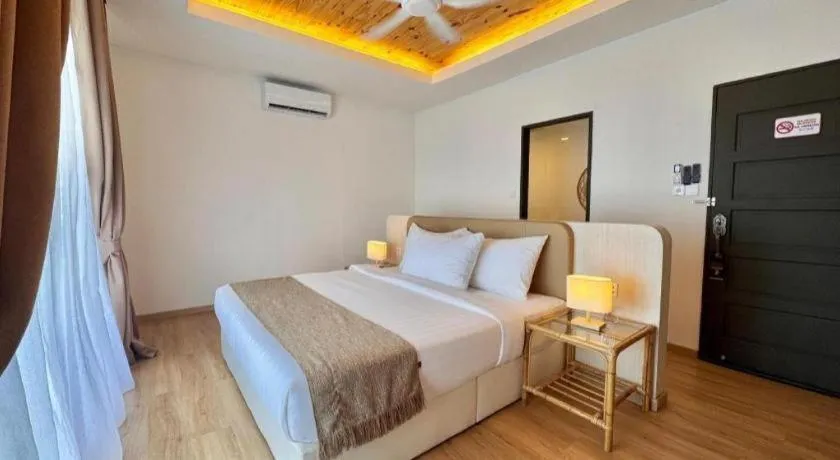 Bed in Sand Bay Resort Semporna