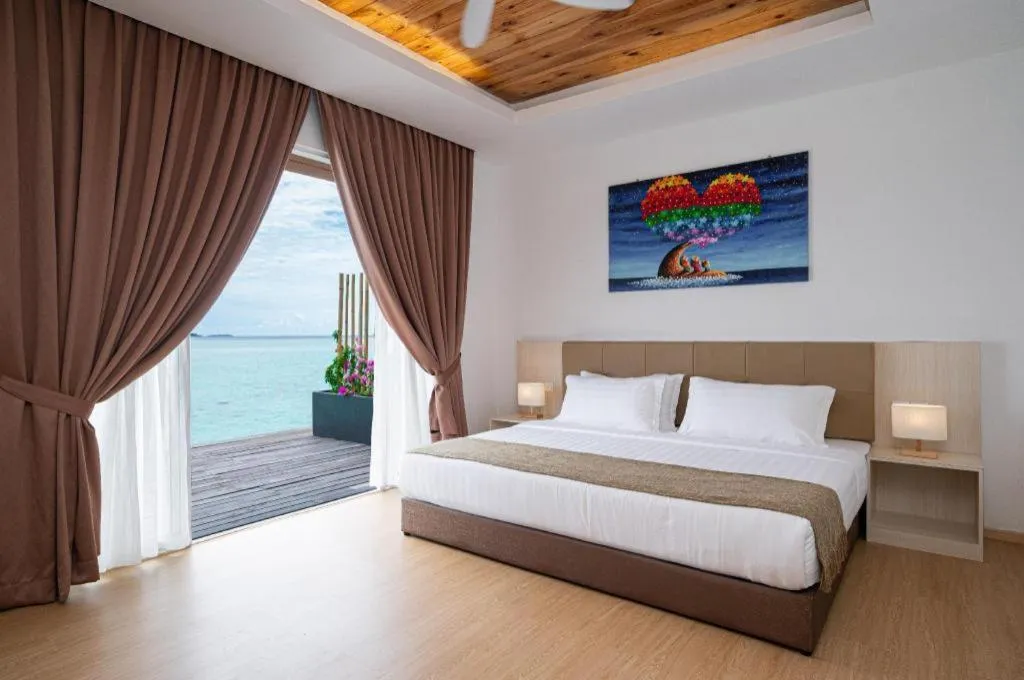 Bed in Sand Bay Resort Semporna