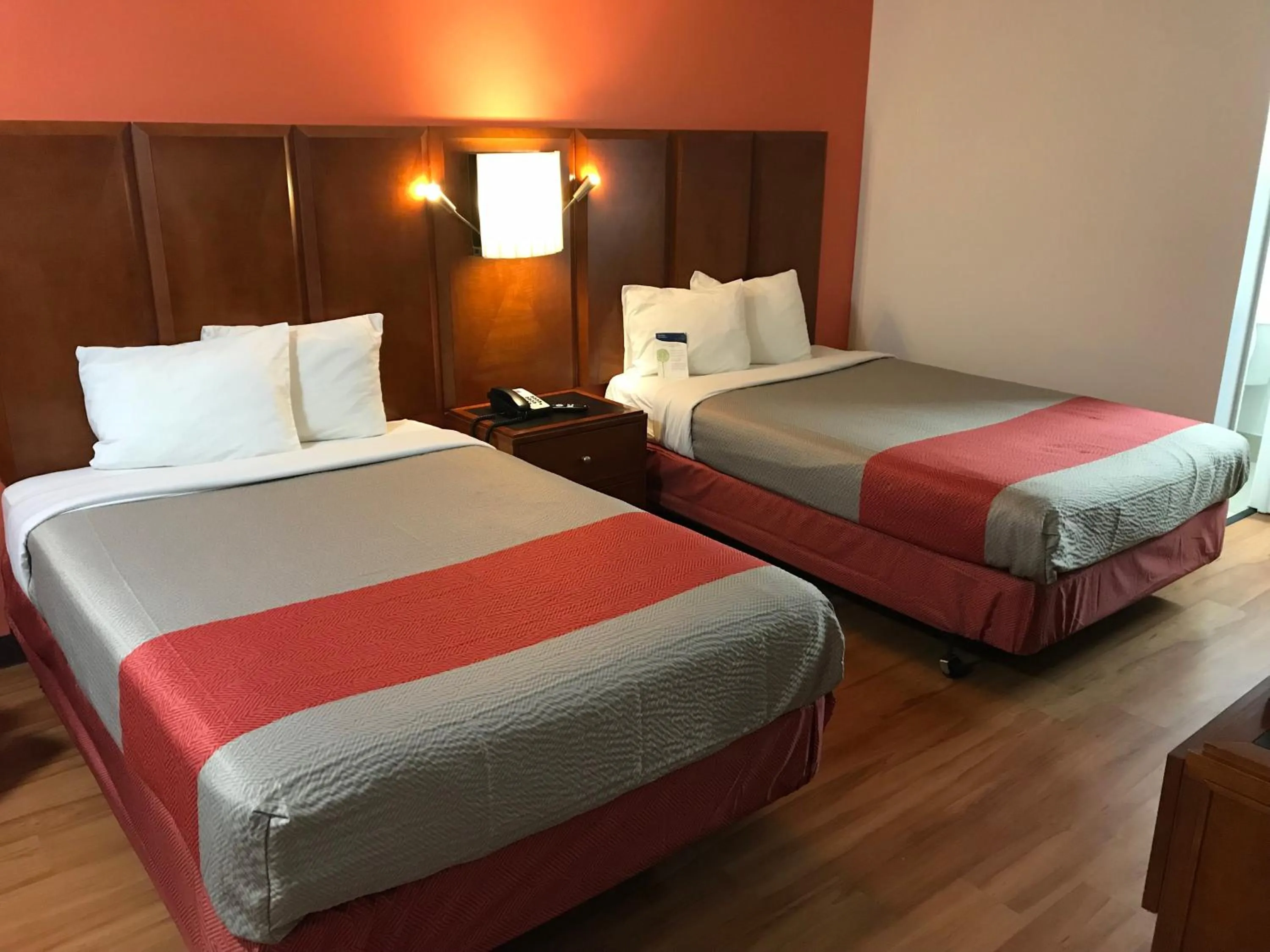 Bedroom, Bed in Motel 6-Van Buren, AR I- 40