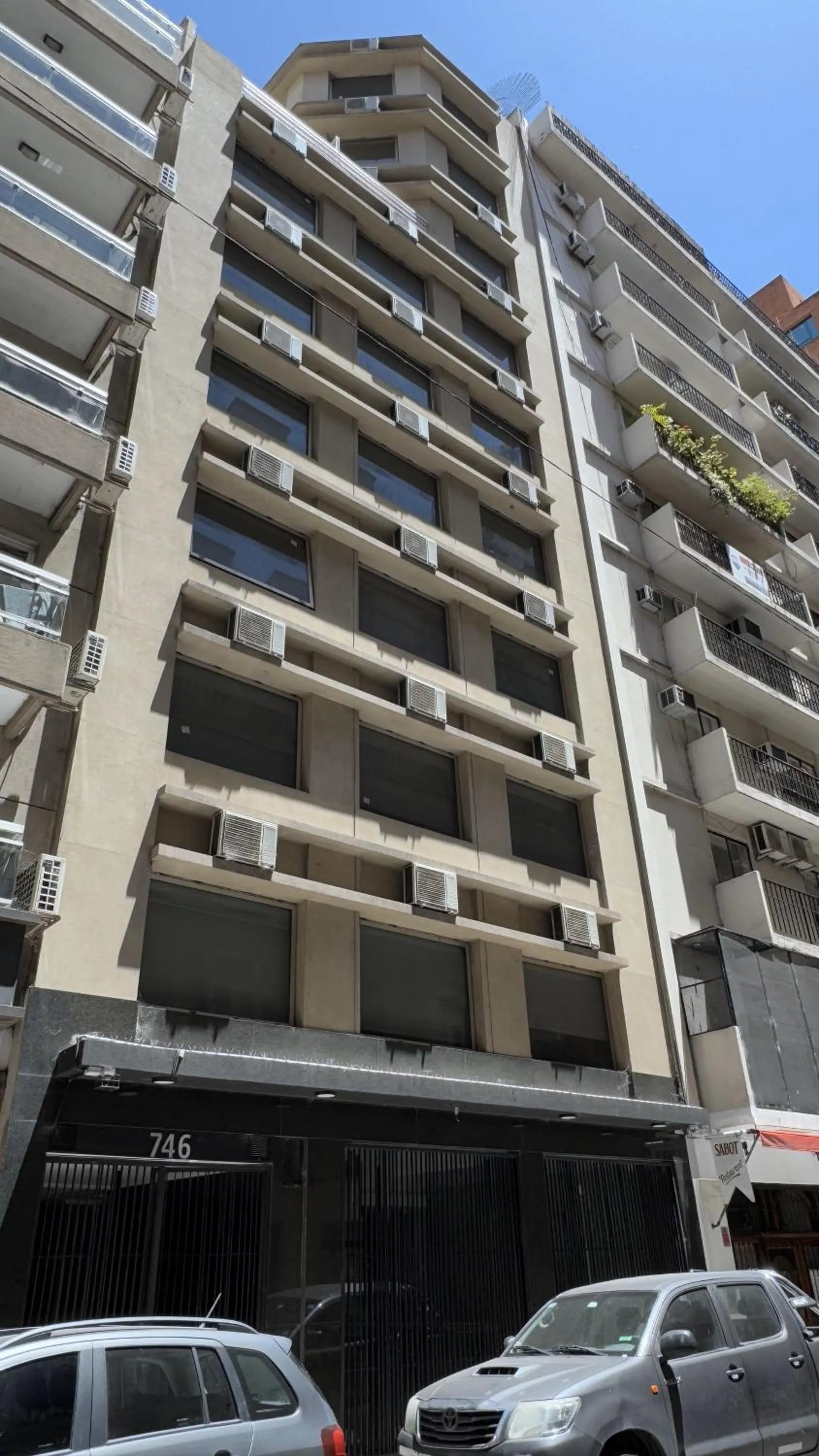 Facade/entrance in Urbe Hotel