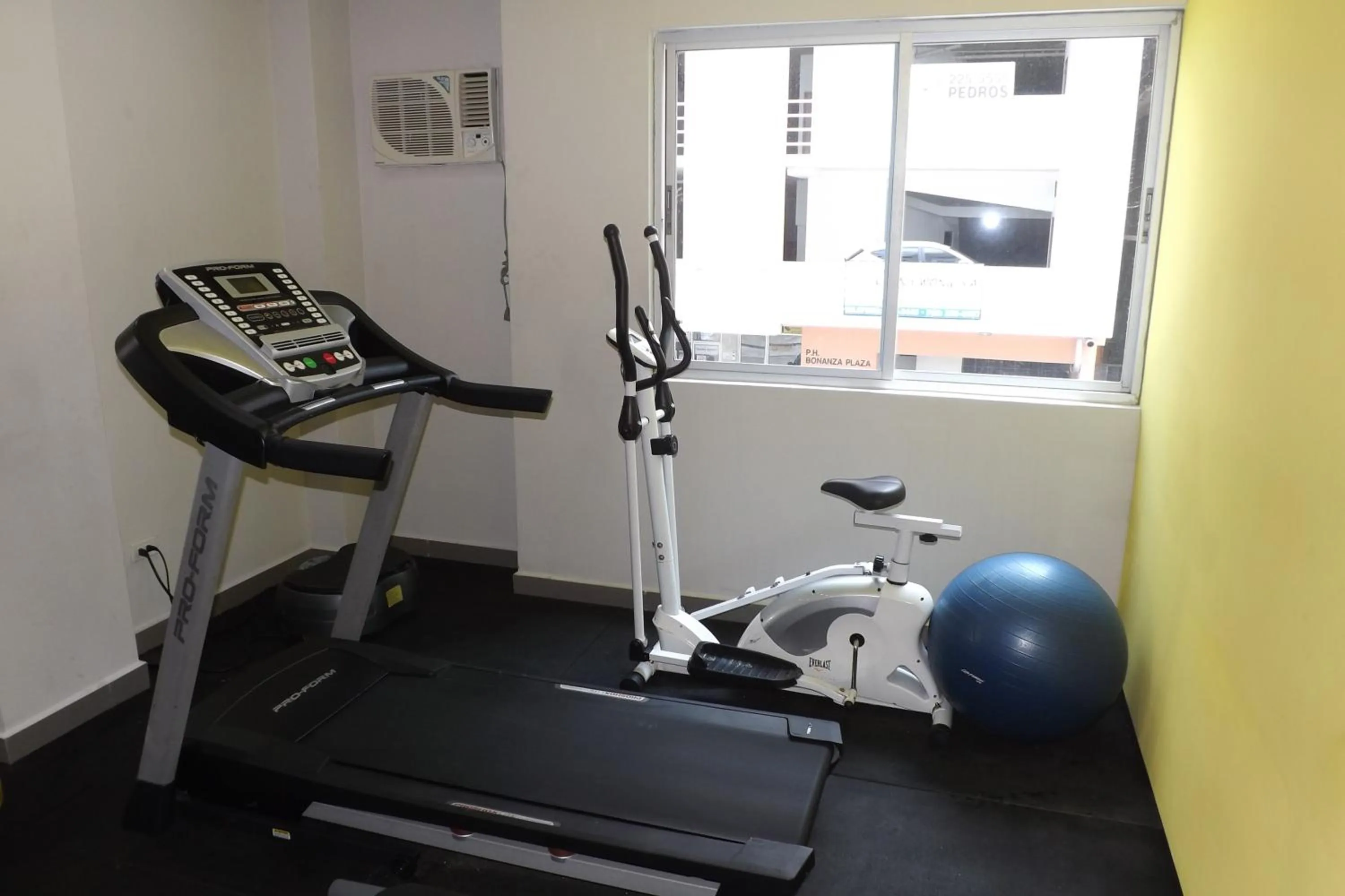 Fitness centre/facilities in Hotel Ojos Del Rio