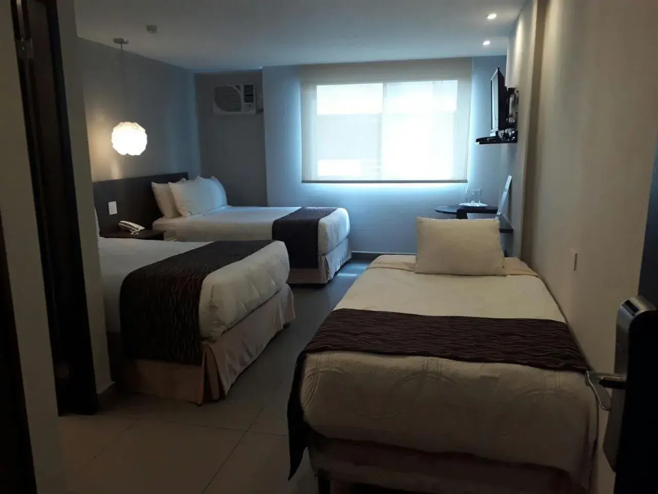 Triple Room - single occupancy in Hotel Ojos Del Rio Triple Room - single occupancy in Hotel Ojos Del Rio