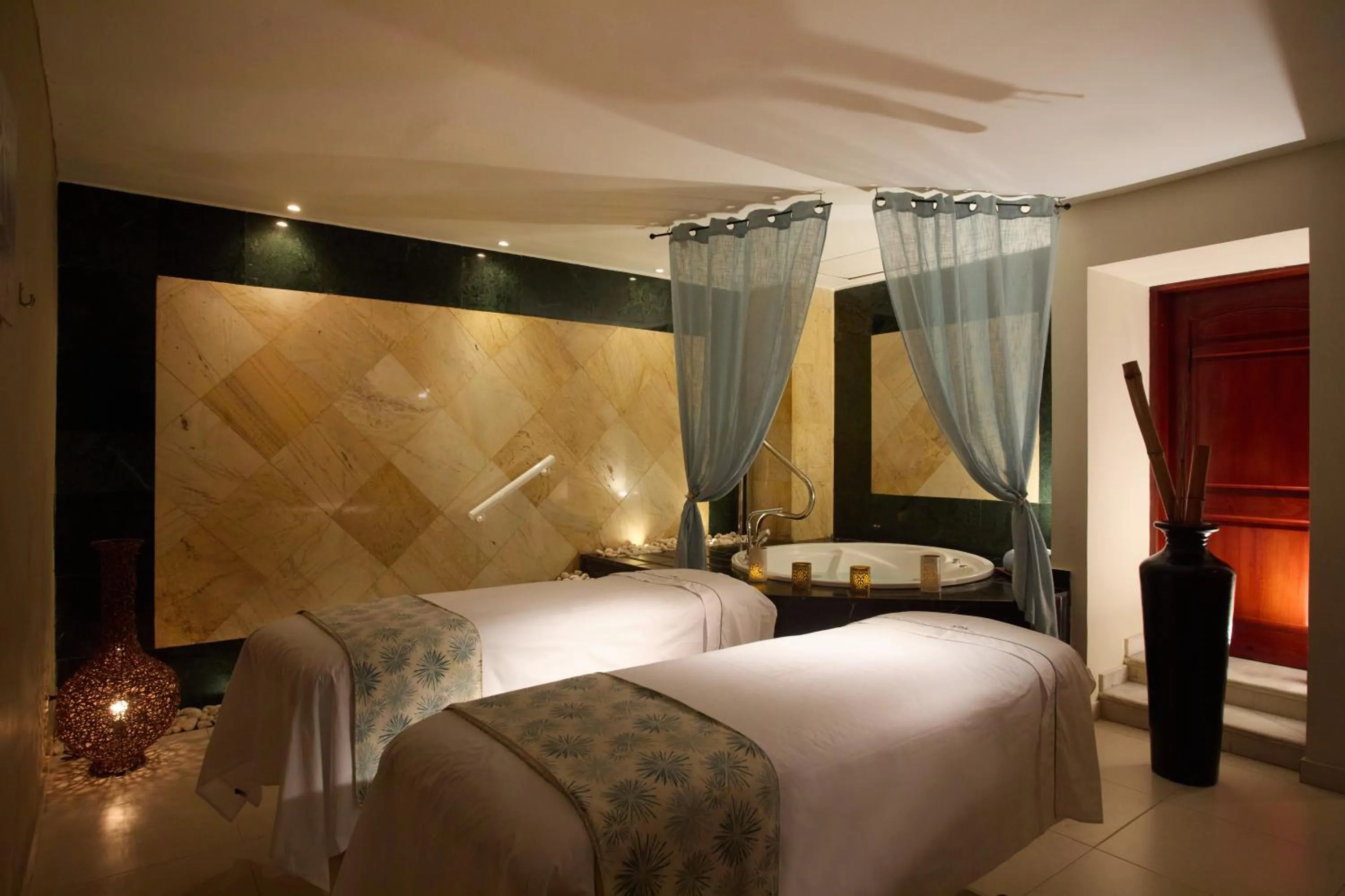 Bed in Bahia Principe Luxury Runaway Bay - Adults Only All Inclusive