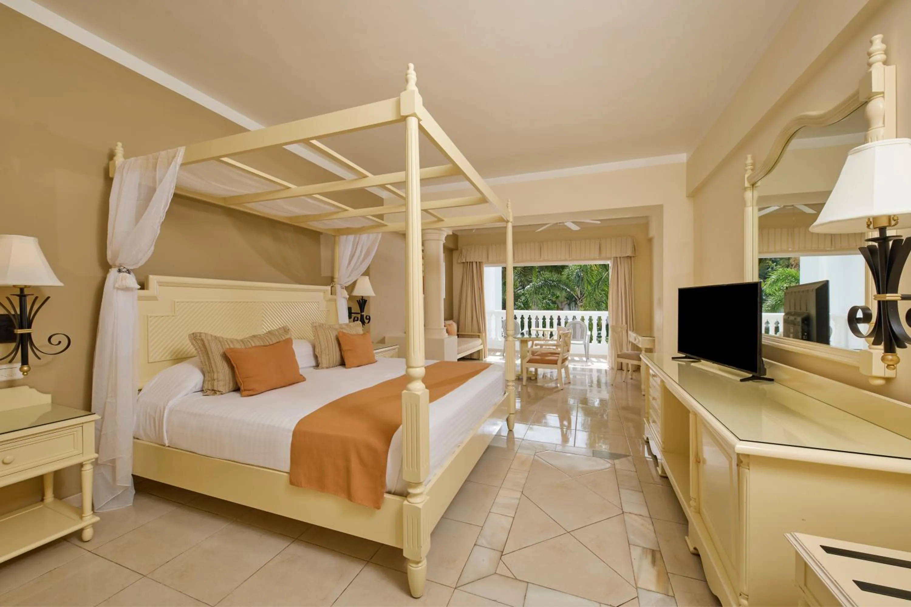 Bed in Bahia Principe Luxury Runaway Bay - Adults Only All Inclusive