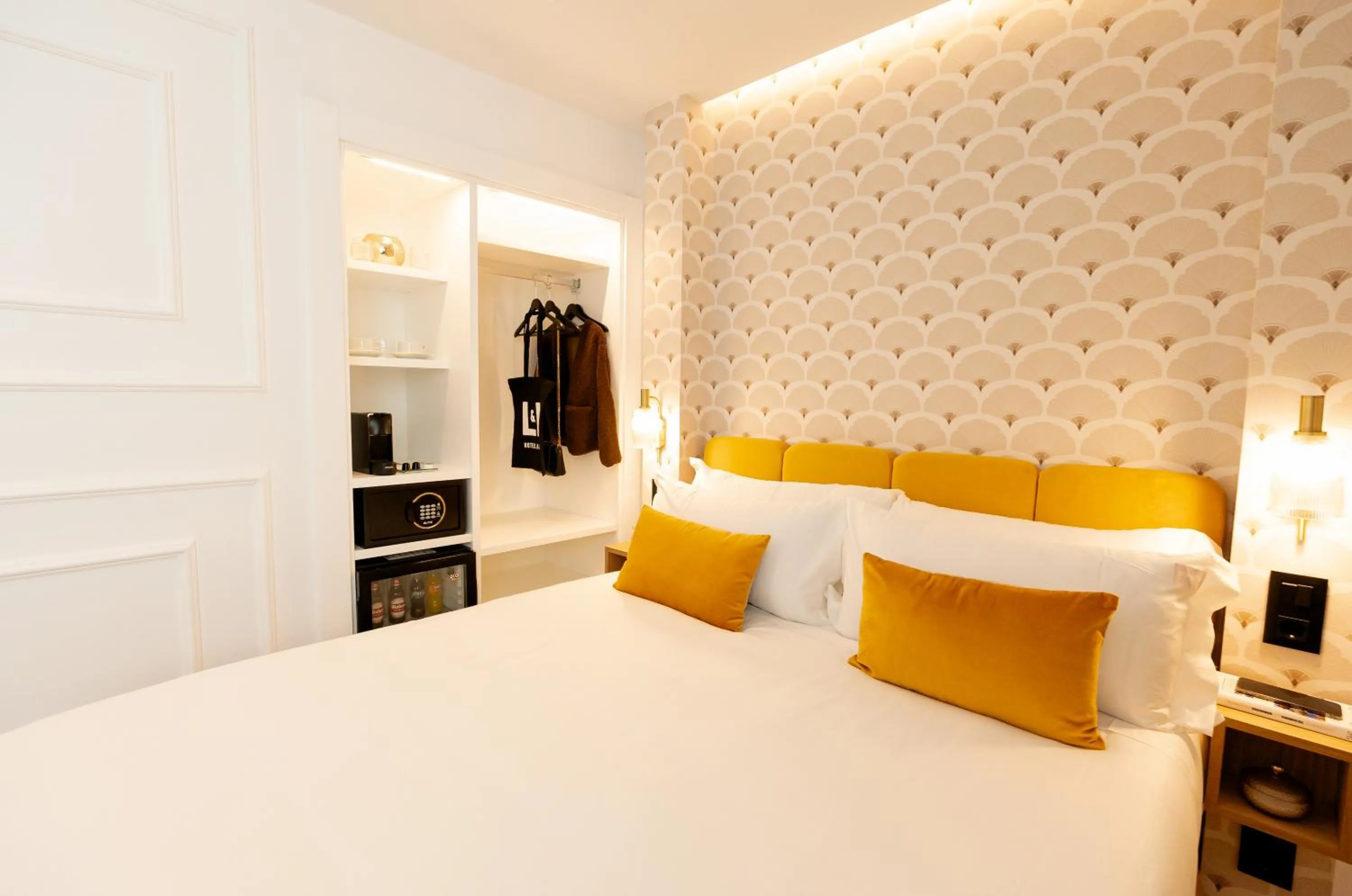 Bed in L&H Callao Selection Adults Only