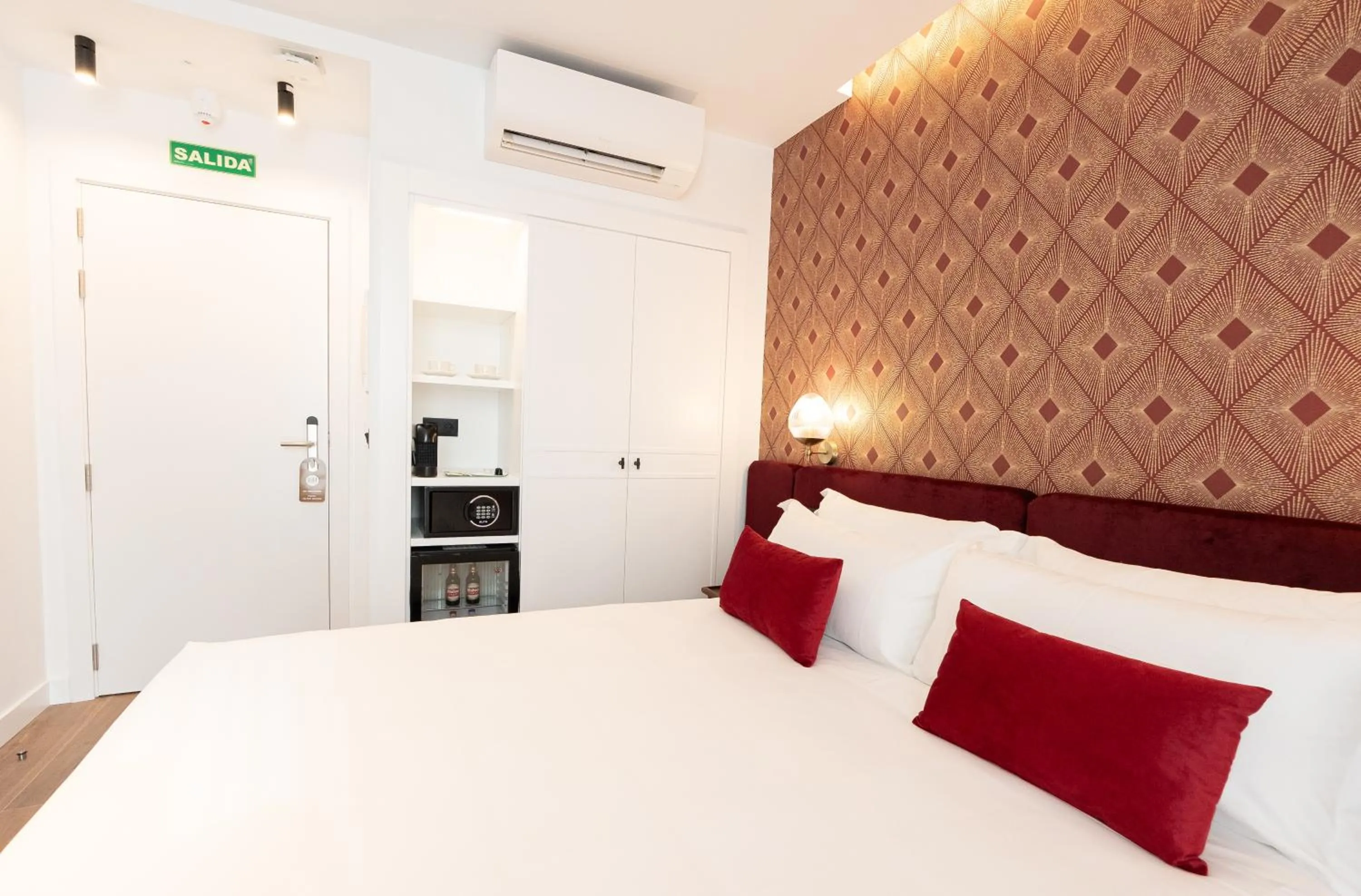 Bed in L&H Callao Selection Adults Only