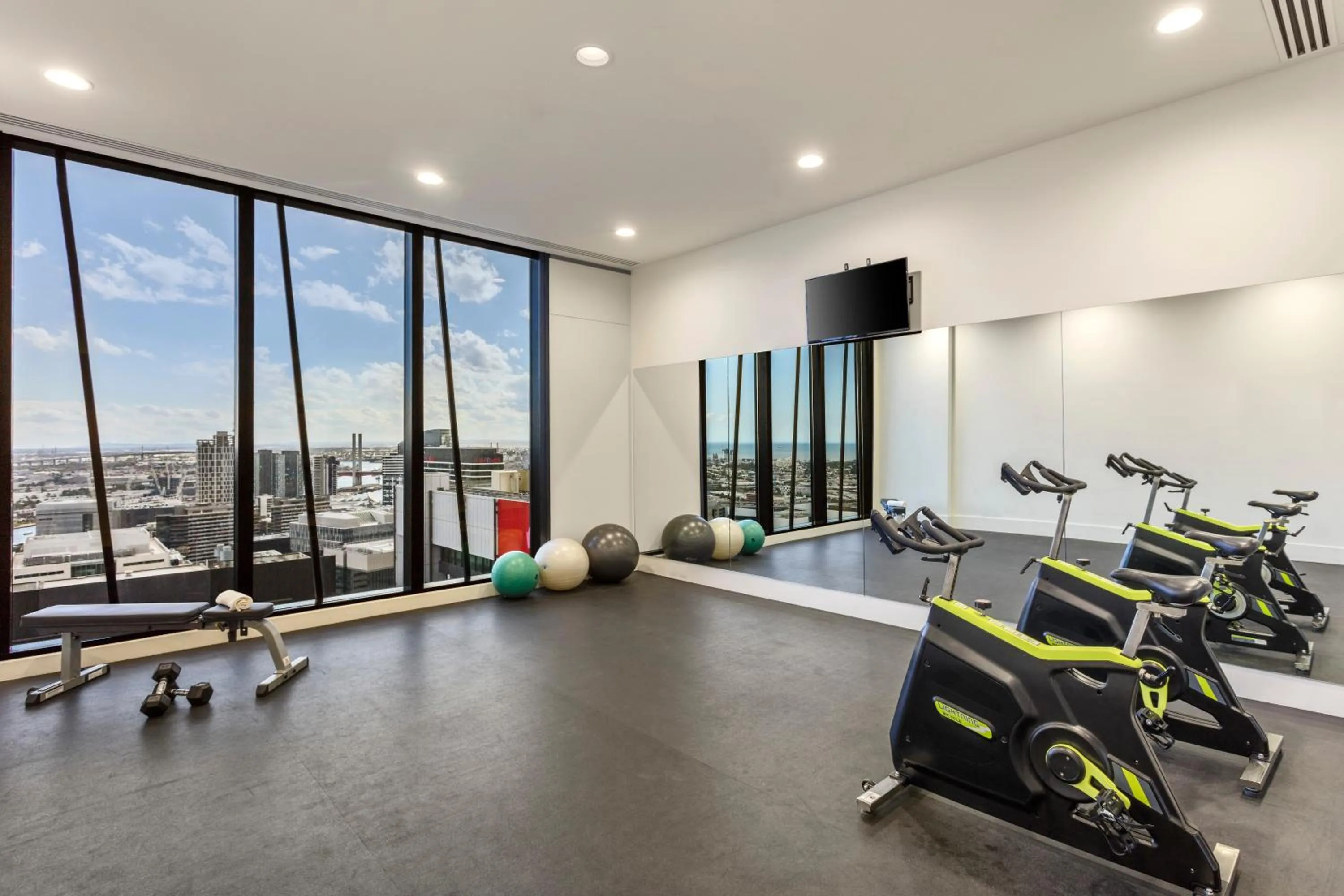 Fitness centre/facilities, Fitness Center/Facilities in Winston Apartments
