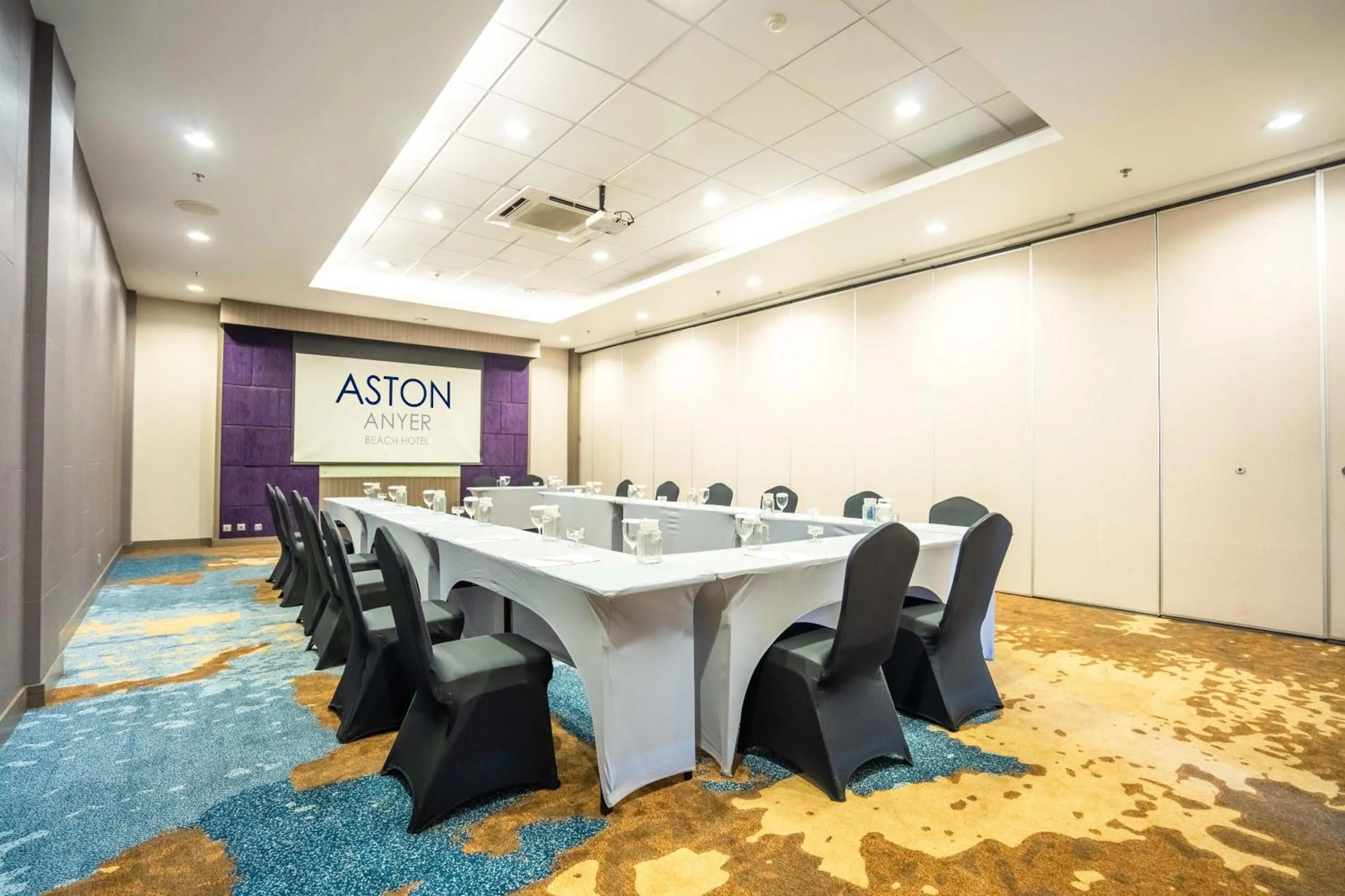 Meeting/conference room in Aston Anyer Beach Hotel
