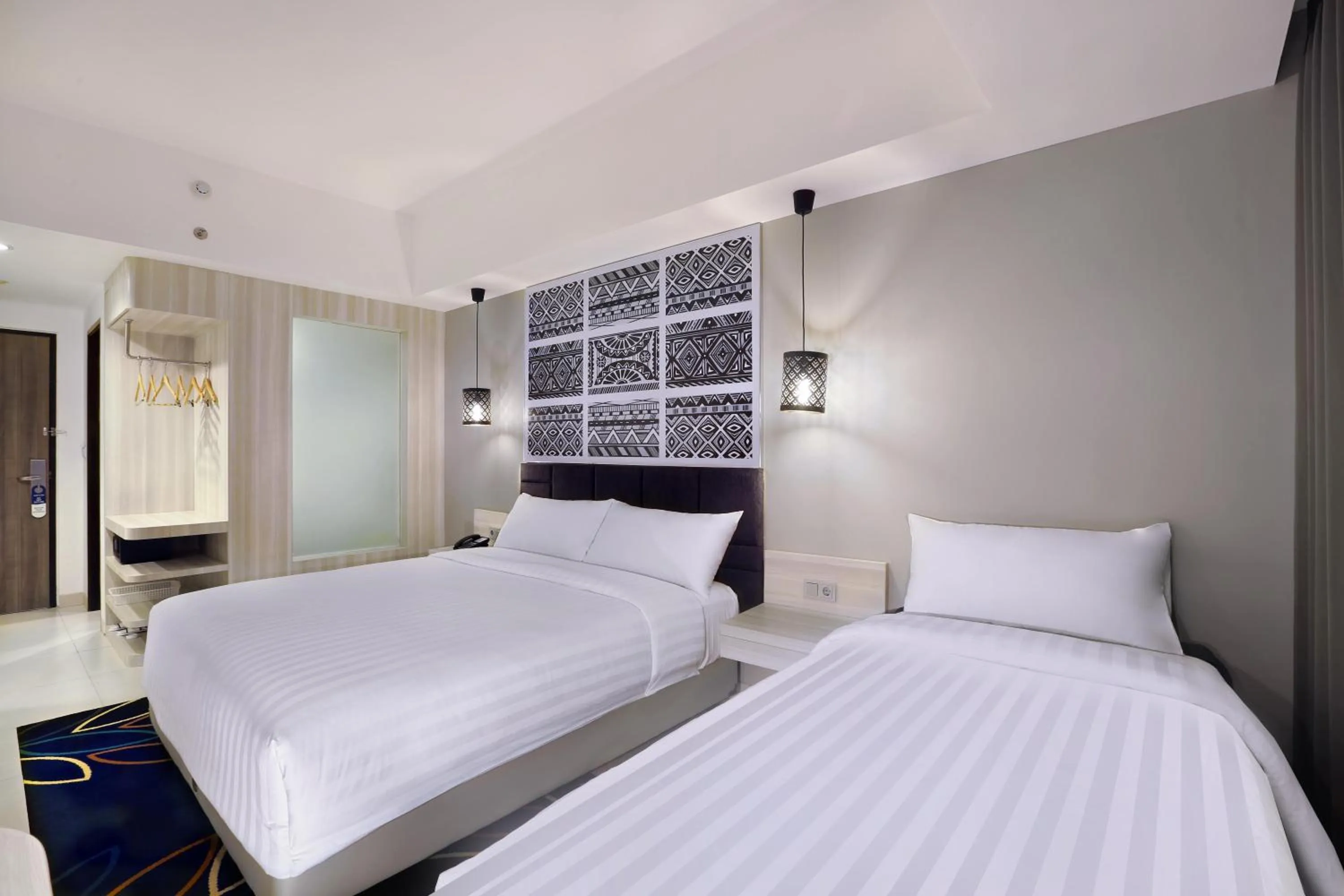 Bed in Aston Anyer Beach Hotel