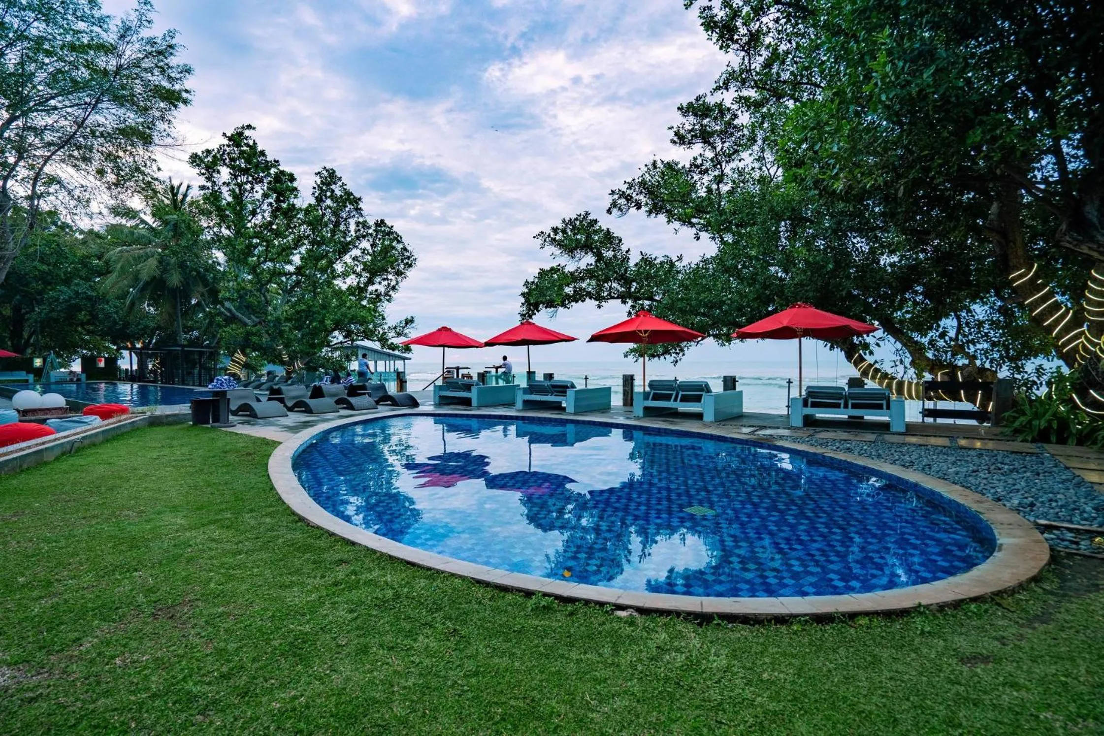 Swimming pool in Aston Anyer Beach Hotel