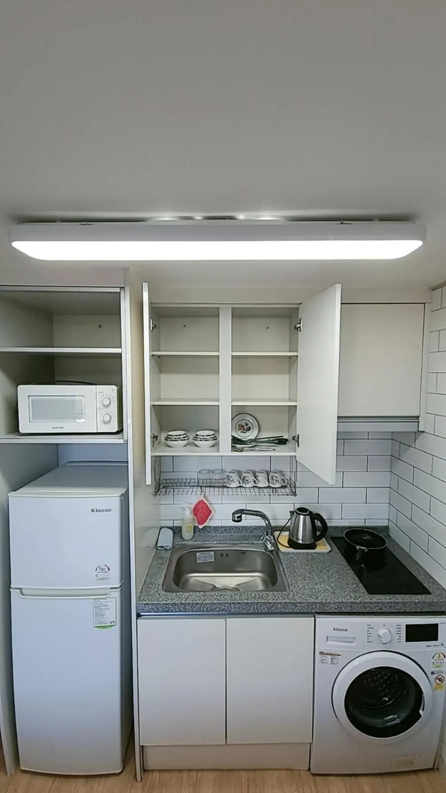 Kitchen or kitchenette in Incheon Intl Airport ANN Guest House