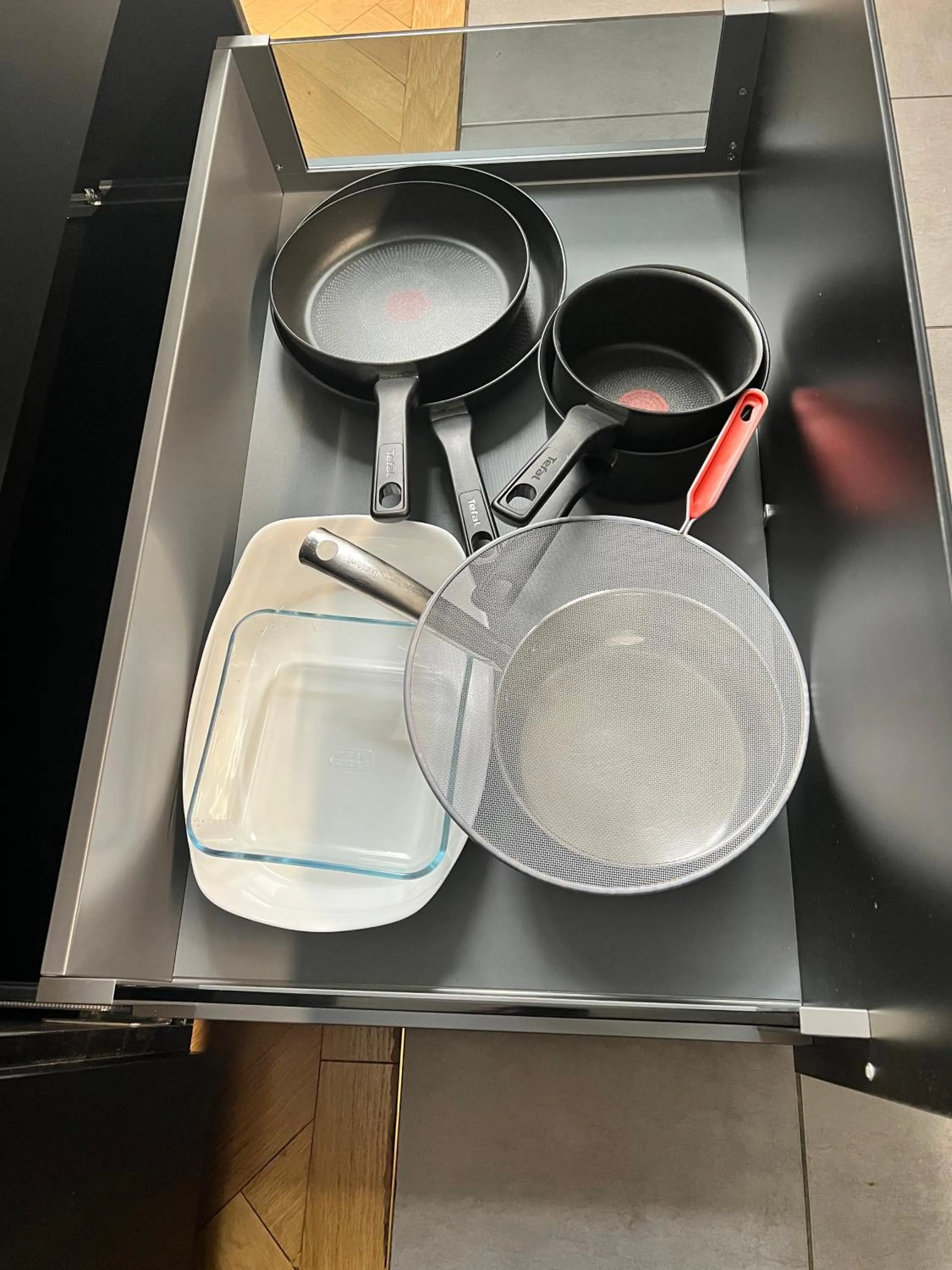 kitchen in Lifestyle Disneyland Paris 8 PAX