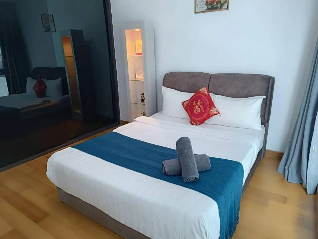 One-Bedroom Apartment in The Luxe Colony KLCC by Sky Pool