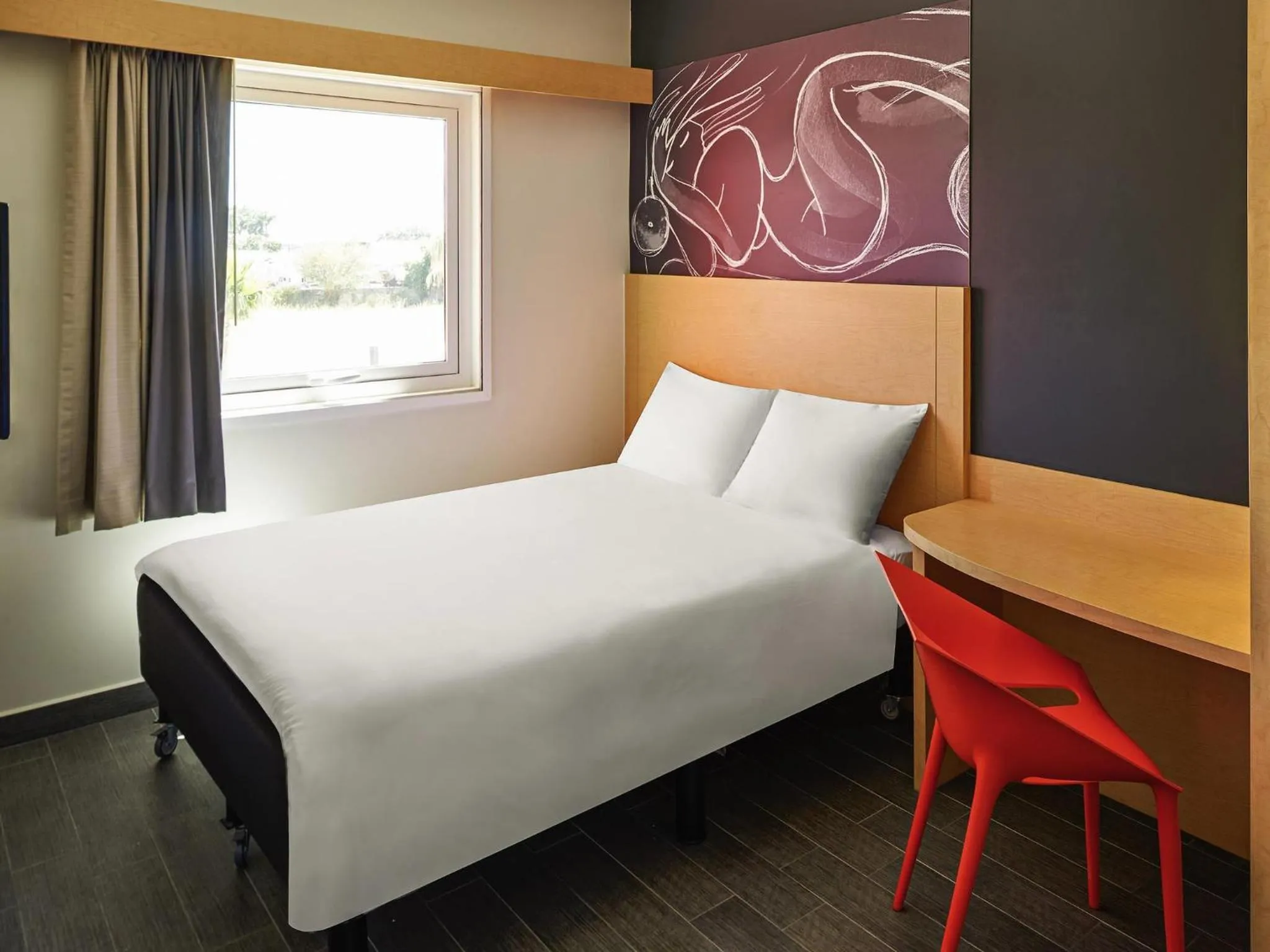 Bedroom, Bed in Ibis Culiacan