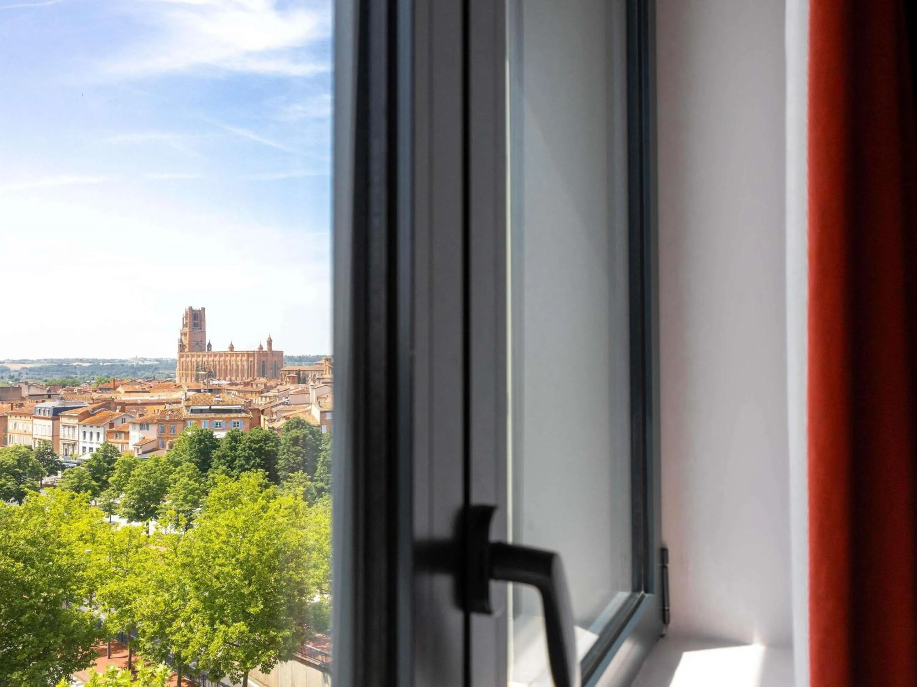 Property building in ibis styles Albi Centre Le Theatro