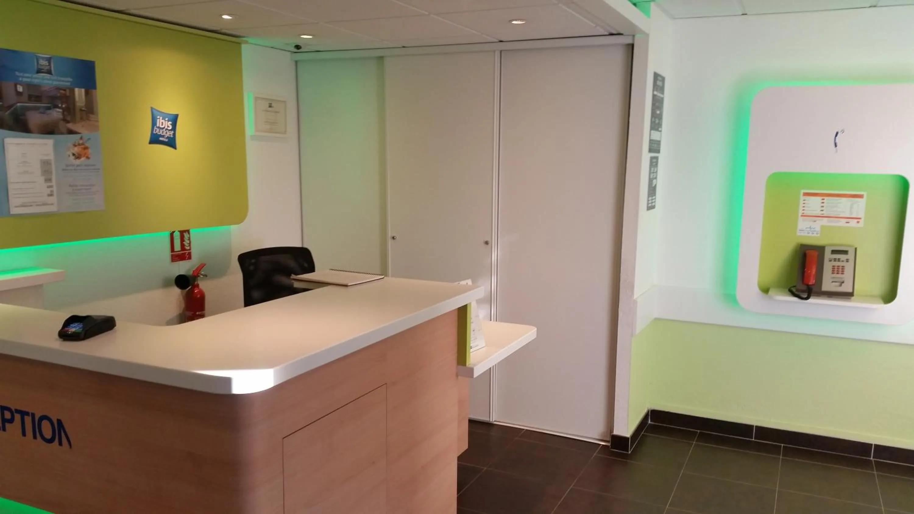 Lobby or reception in Ibis Budget Marseille Est Porte d'Aubagne