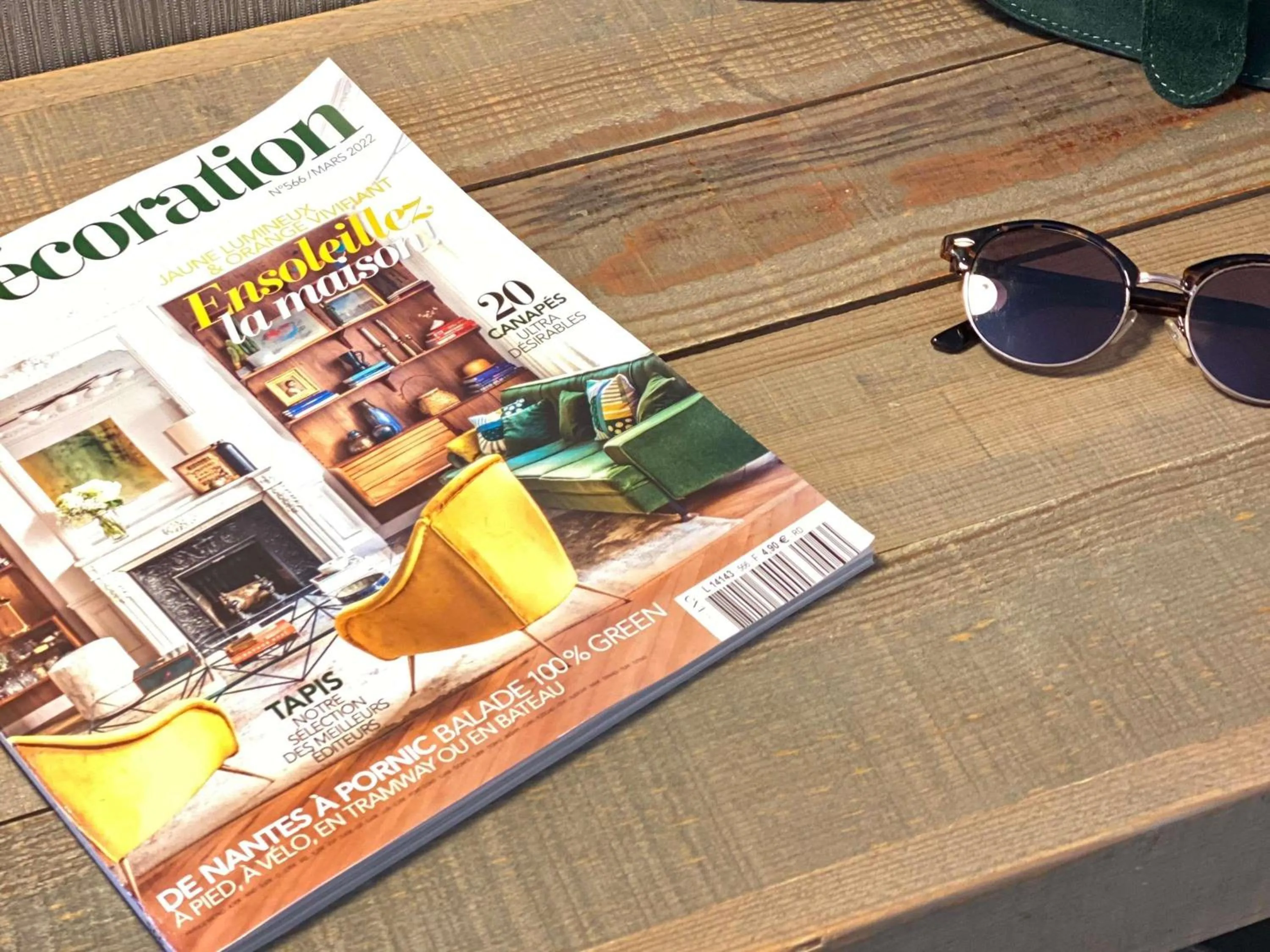 Bedroom in ibis Styles Vierzon