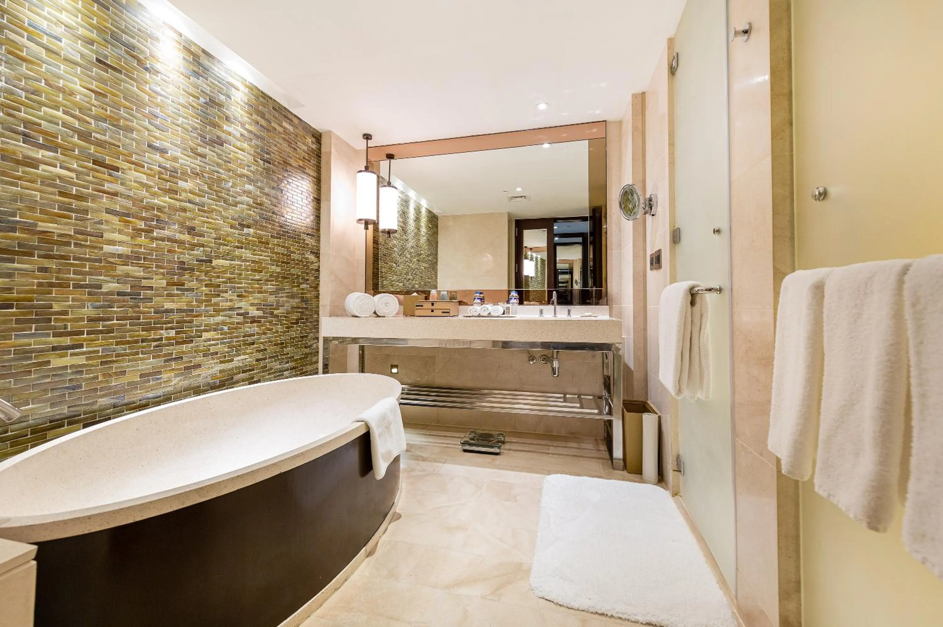 Bathroom in City Of Dreams - Nüwa Manila