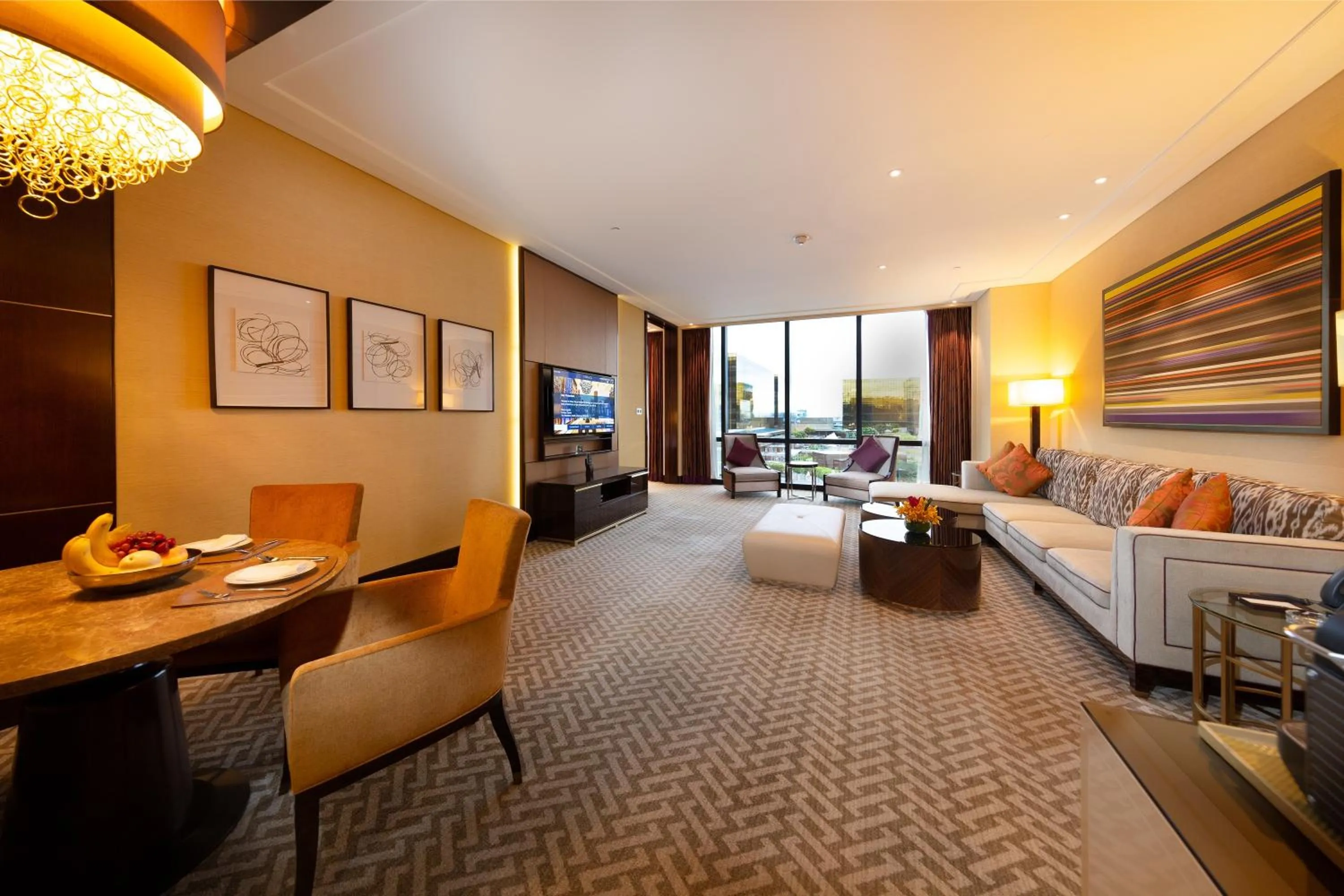 Living room, Bed in City Of Dreams - Nüwa Manila