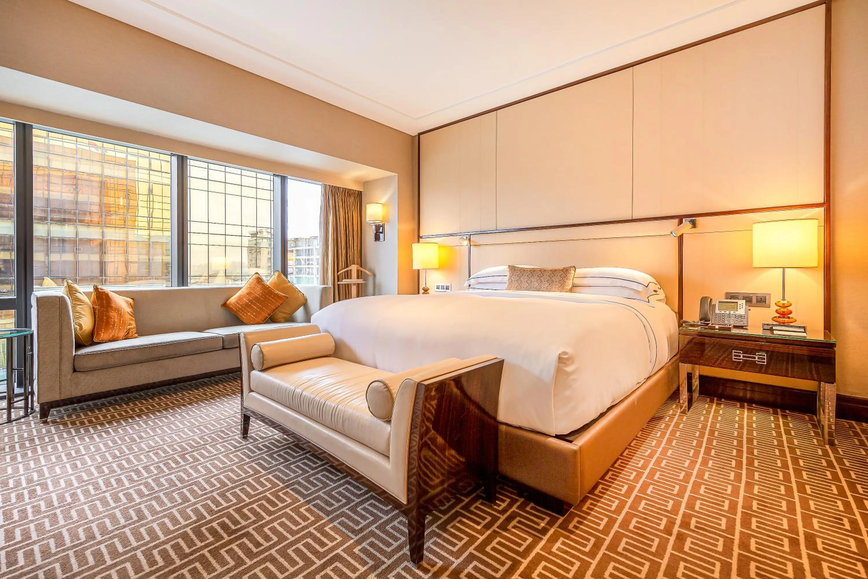 Bedroom, Bed in City Of Dreams - Nüwa Manila