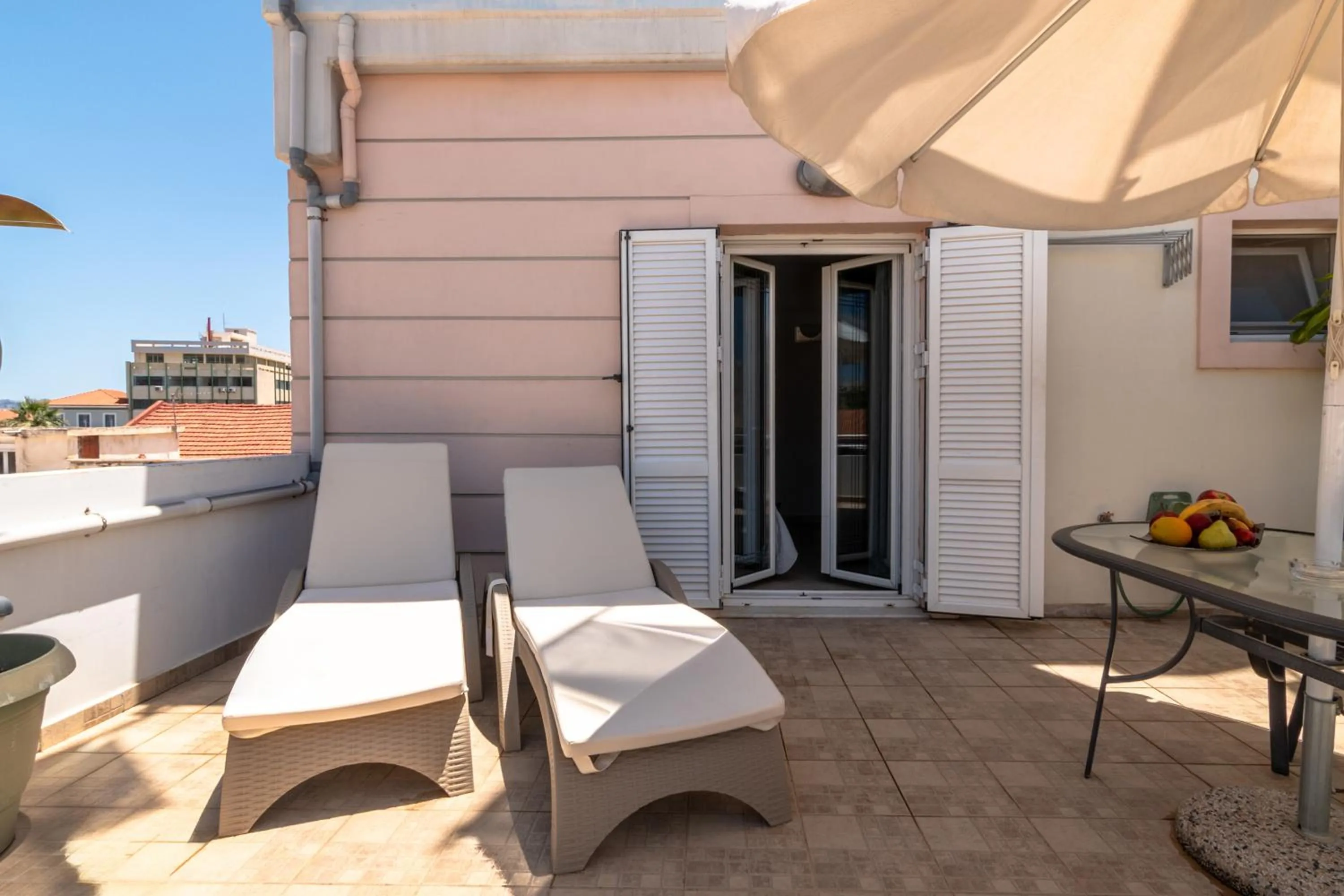 Day in Alena Apartments