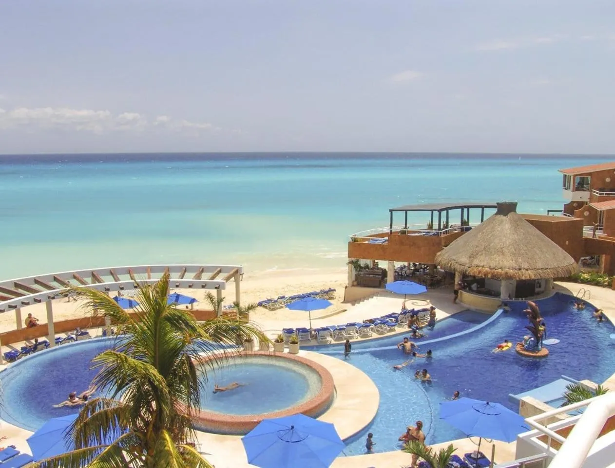 Property building in SUNSET FISHERMEN BEACH & SPA RESORT-Optional All Inclusive- Room 344A-344B-Playacar, Phase 1