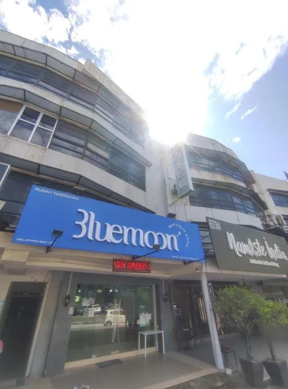 BLUEMOON BOUTIQUE HOTEL