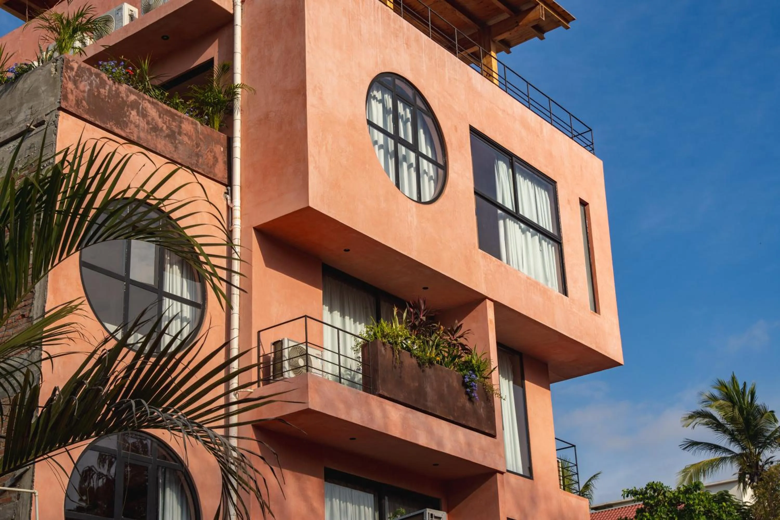 Property building in Casa Toro La Punta