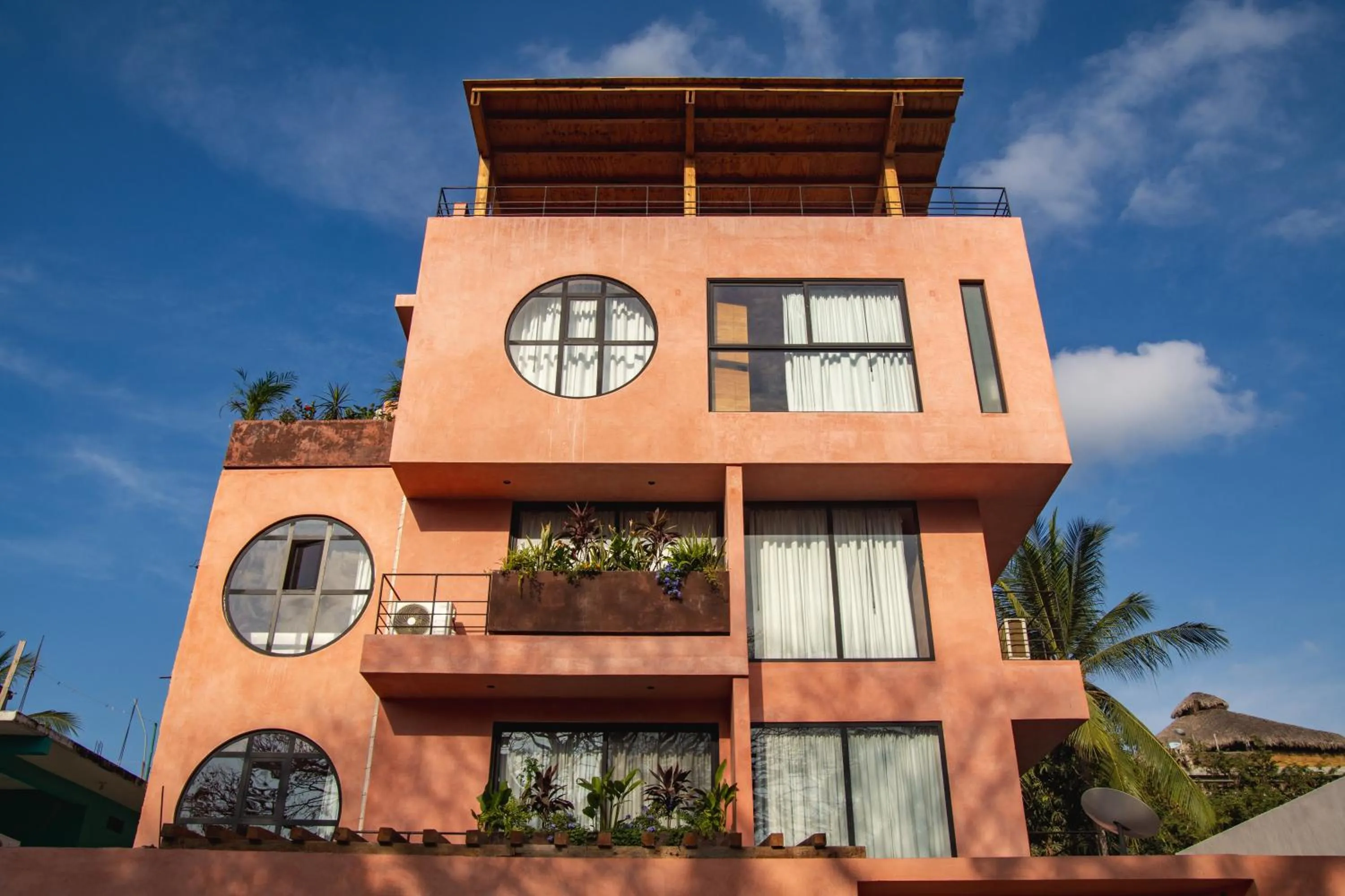 Property building in Casa Toro La Punta