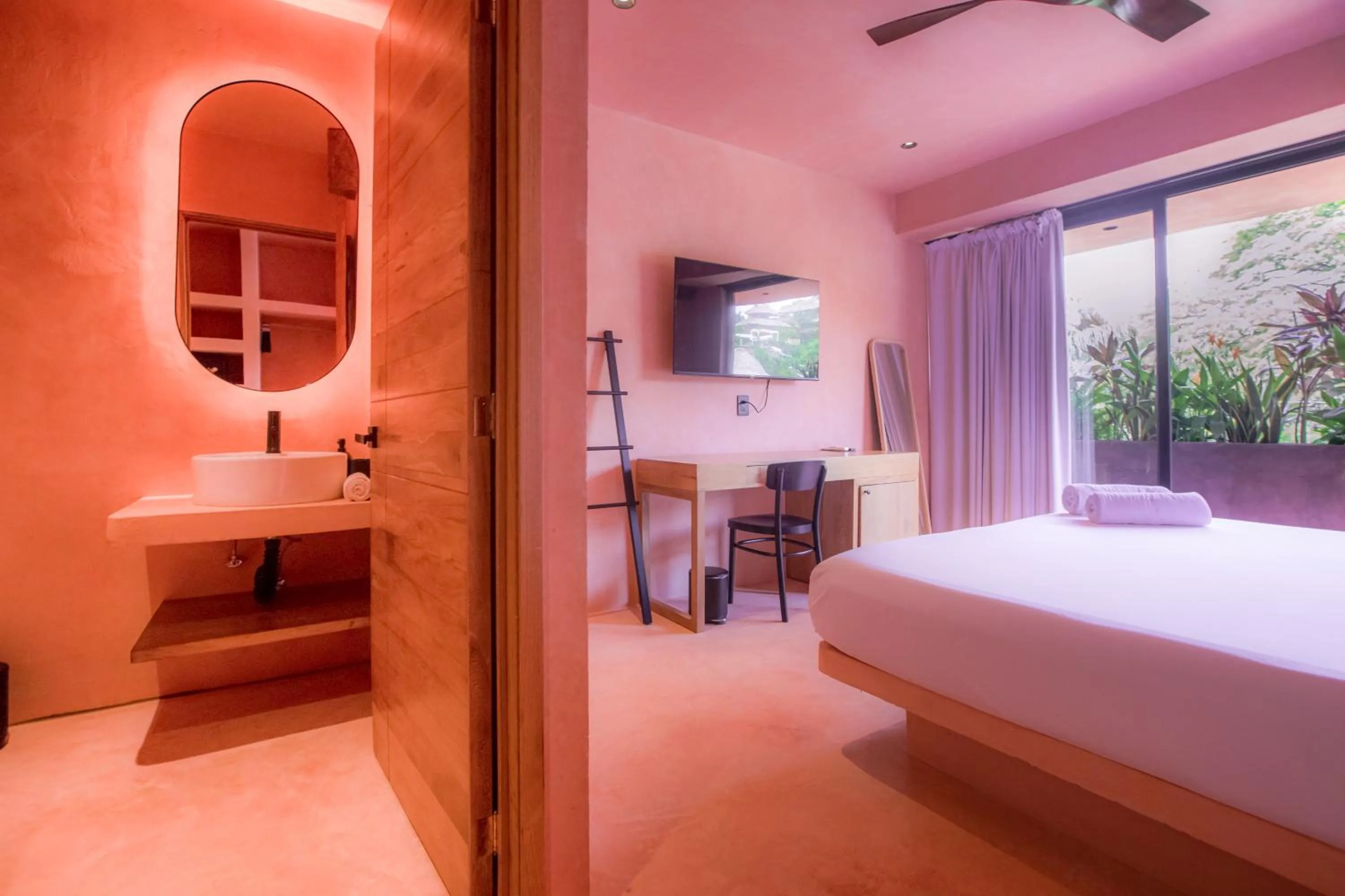 Photo of the whole room, Bed in Casa Toro La Punta