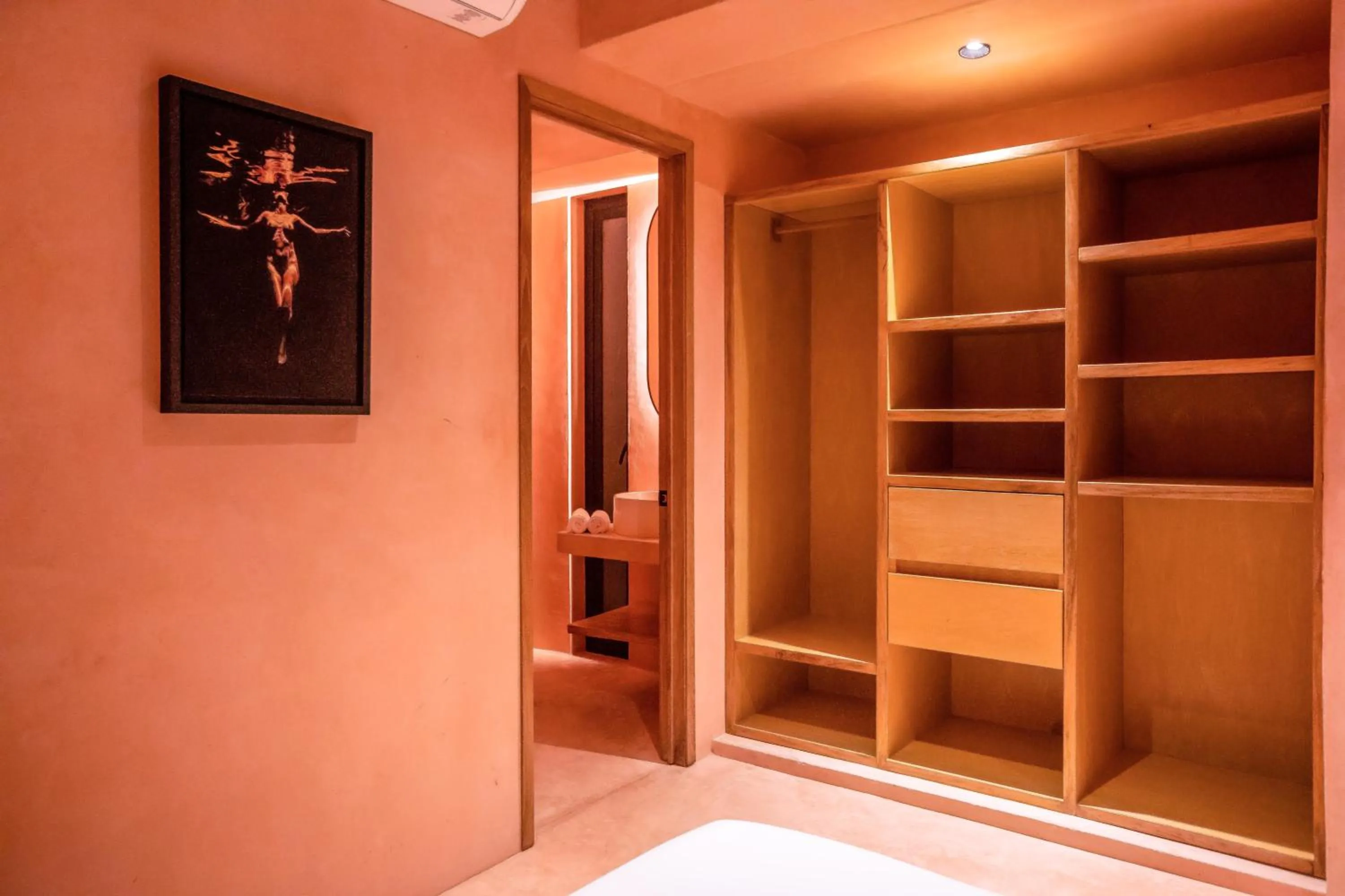 wardrobe in Casa Toro La Punta