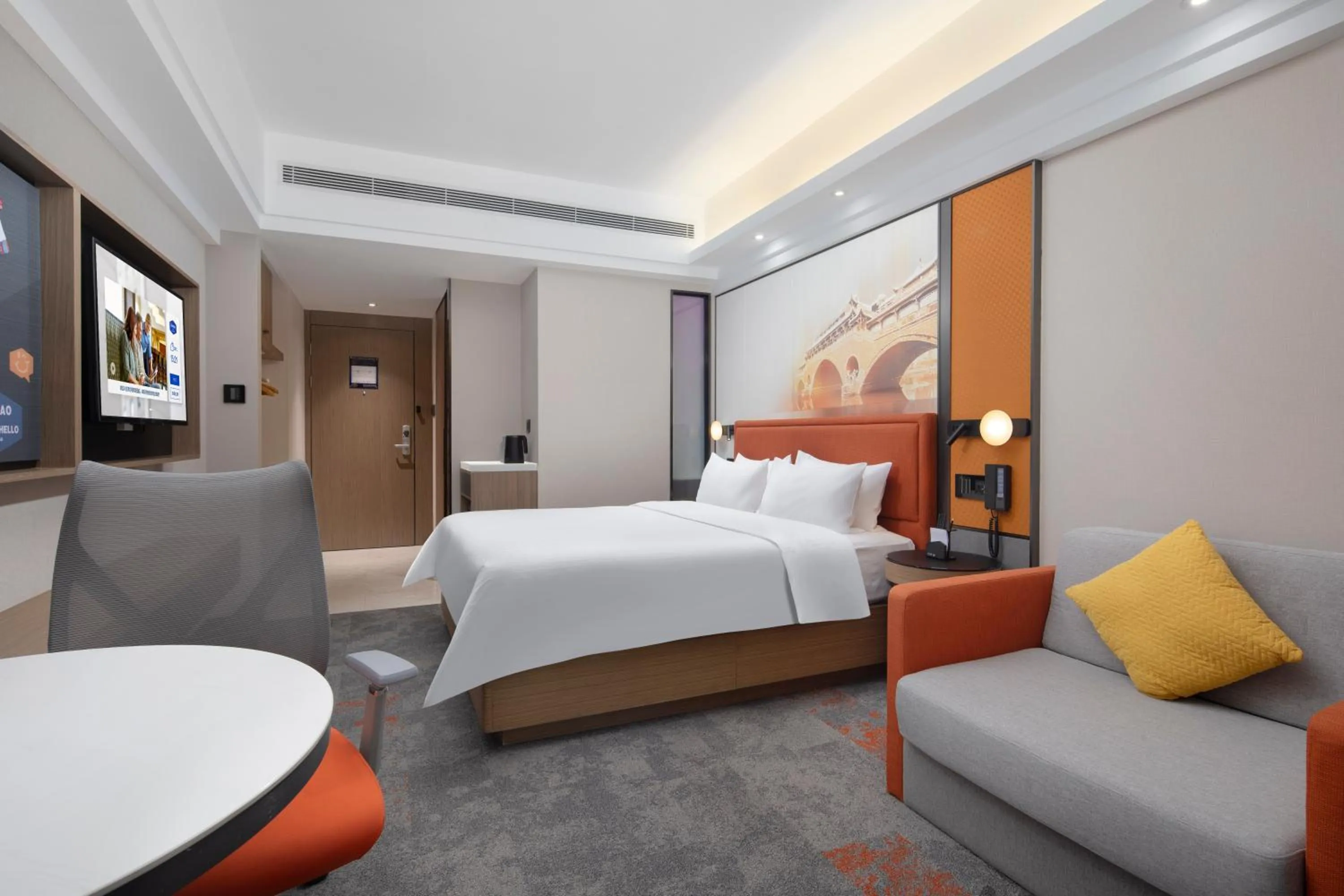 Photo of the whole room, Bed in Hampton by Hilton Chengdu Wuhou Waishuannan