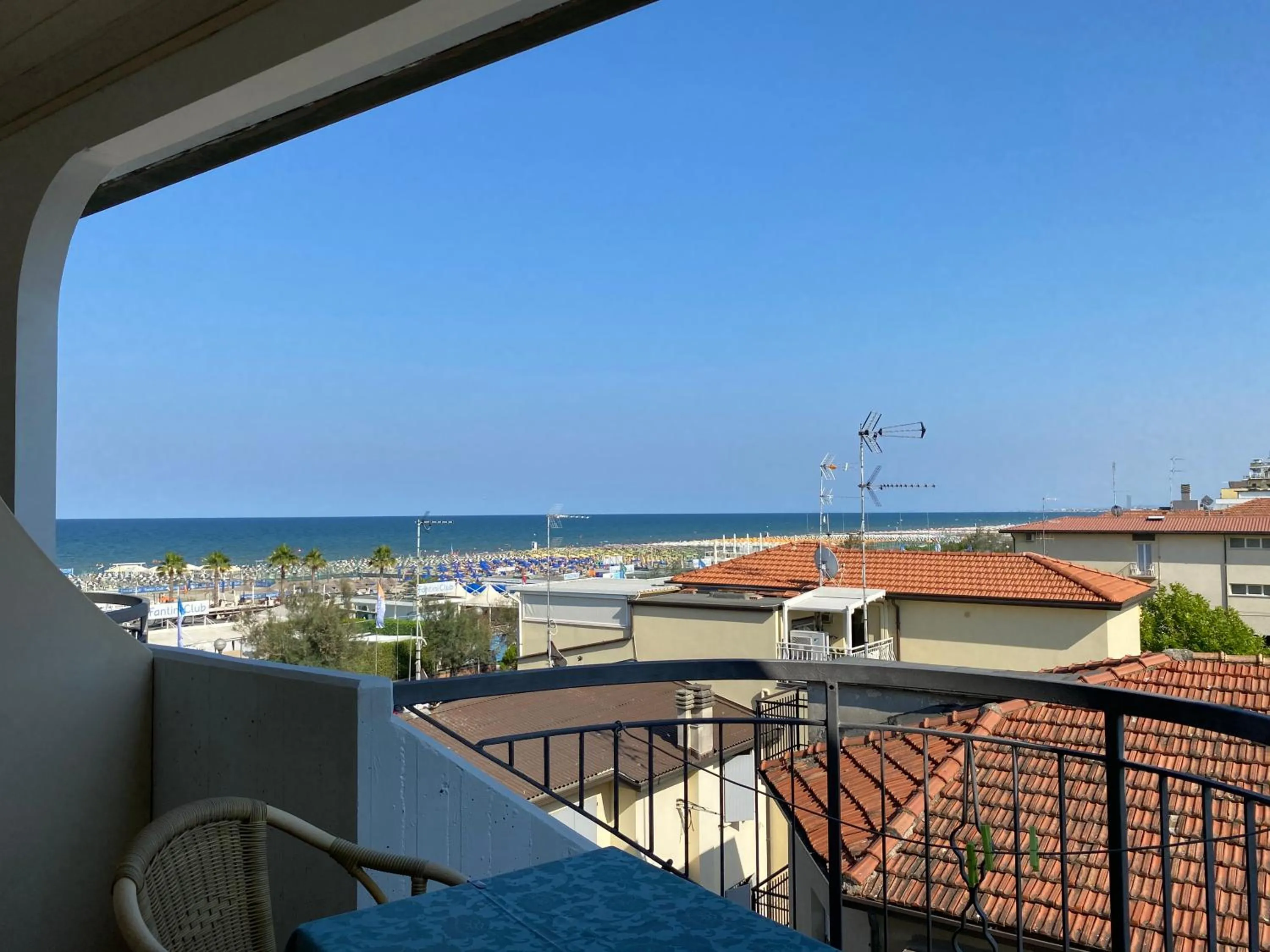 Sea view in Hotel Moderno - Bed & Breakfast
