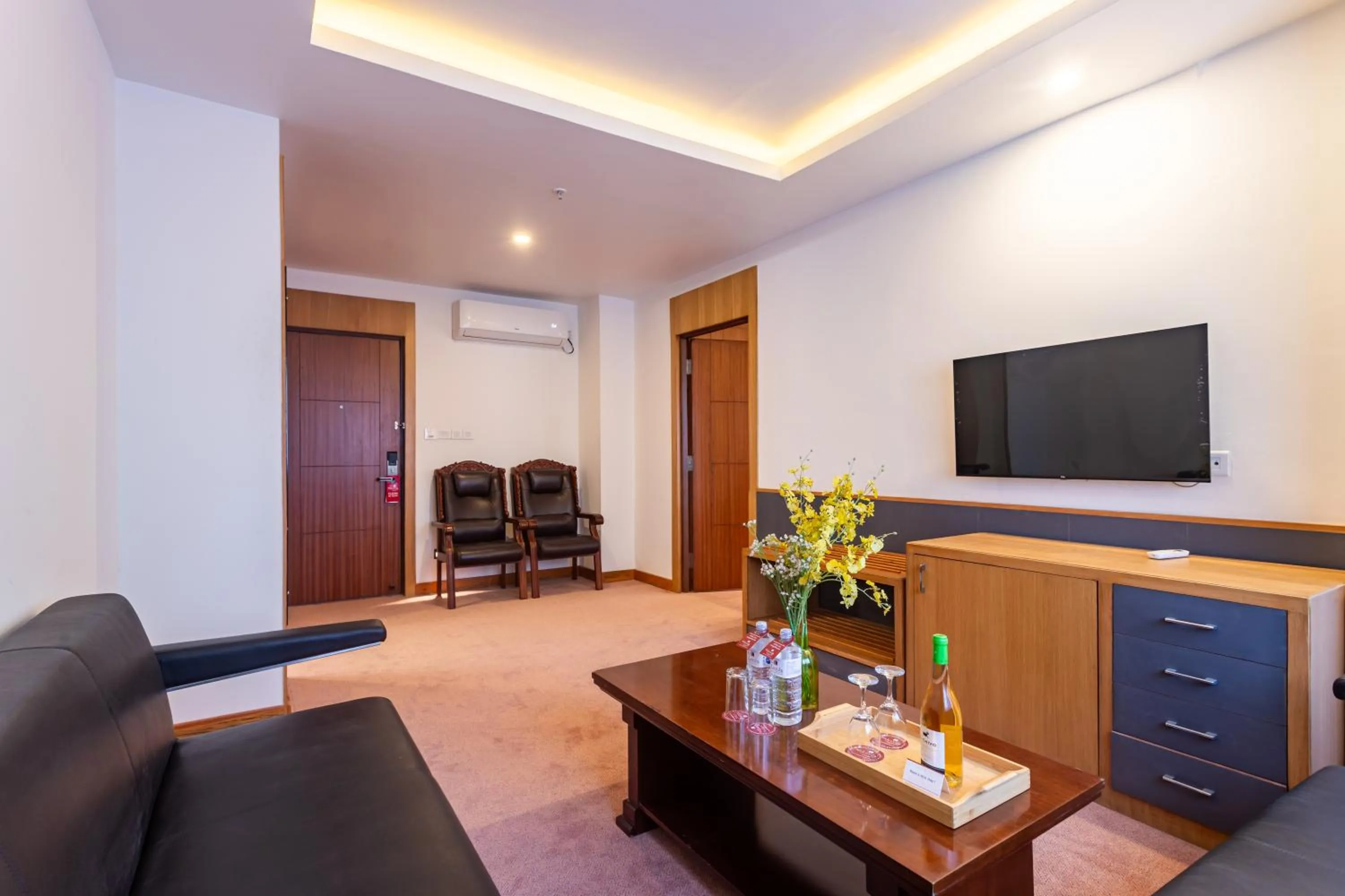 TV and multimedia in Mandala Norling Lords Prime Kathmandu