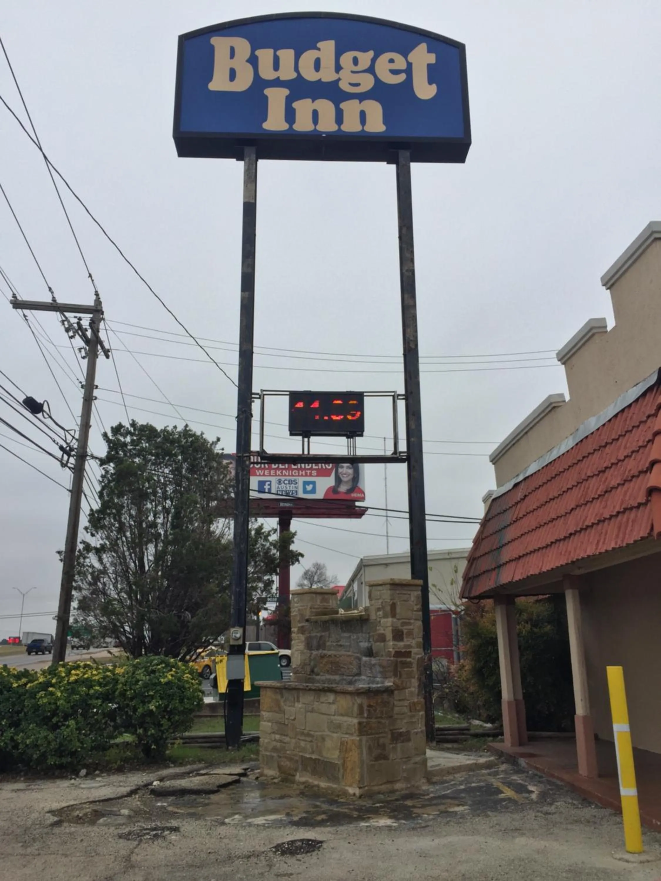 Facade/entrance in Budget Inn Motel