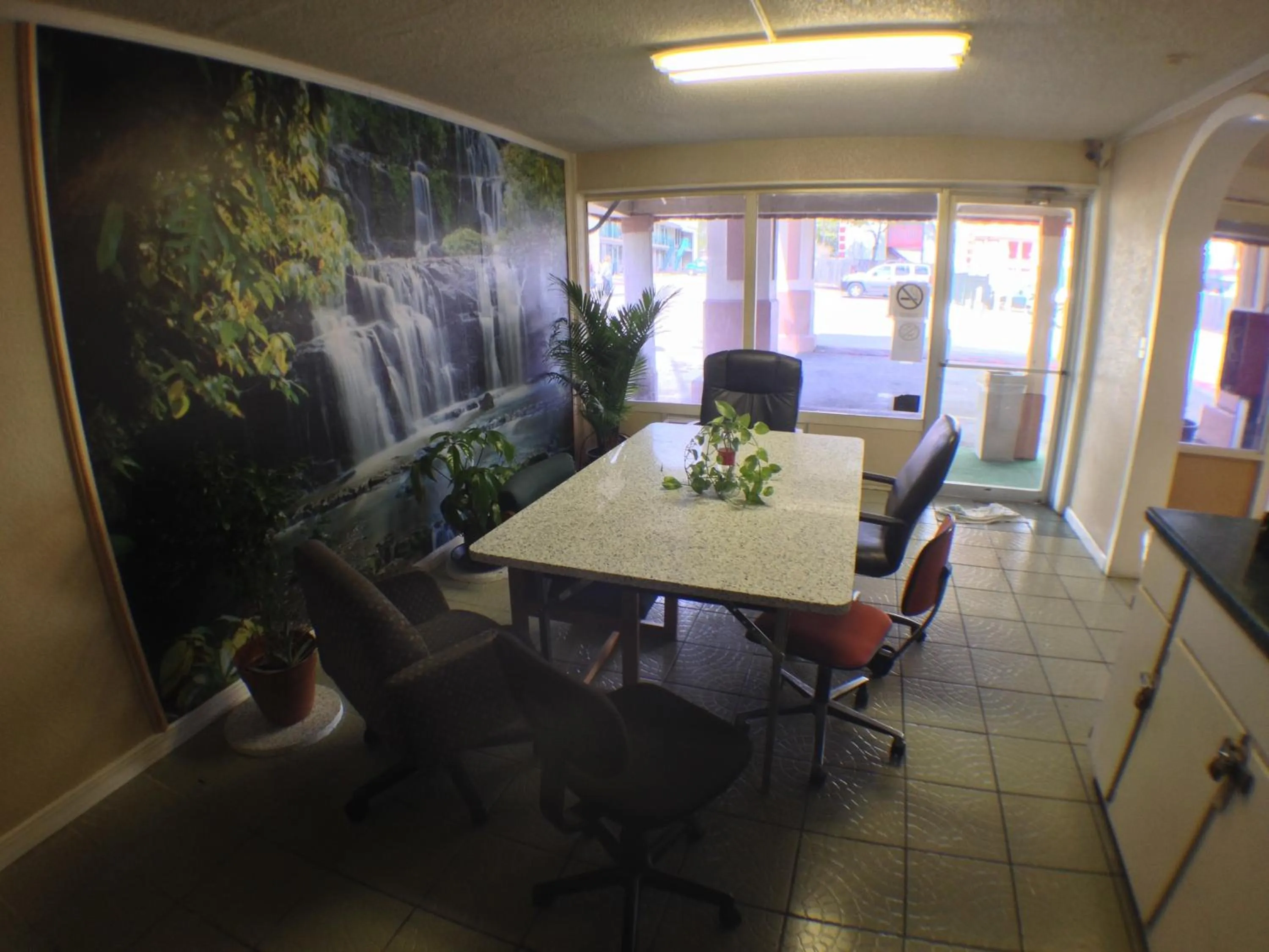 Lobby or reception in Budget Inn Motel