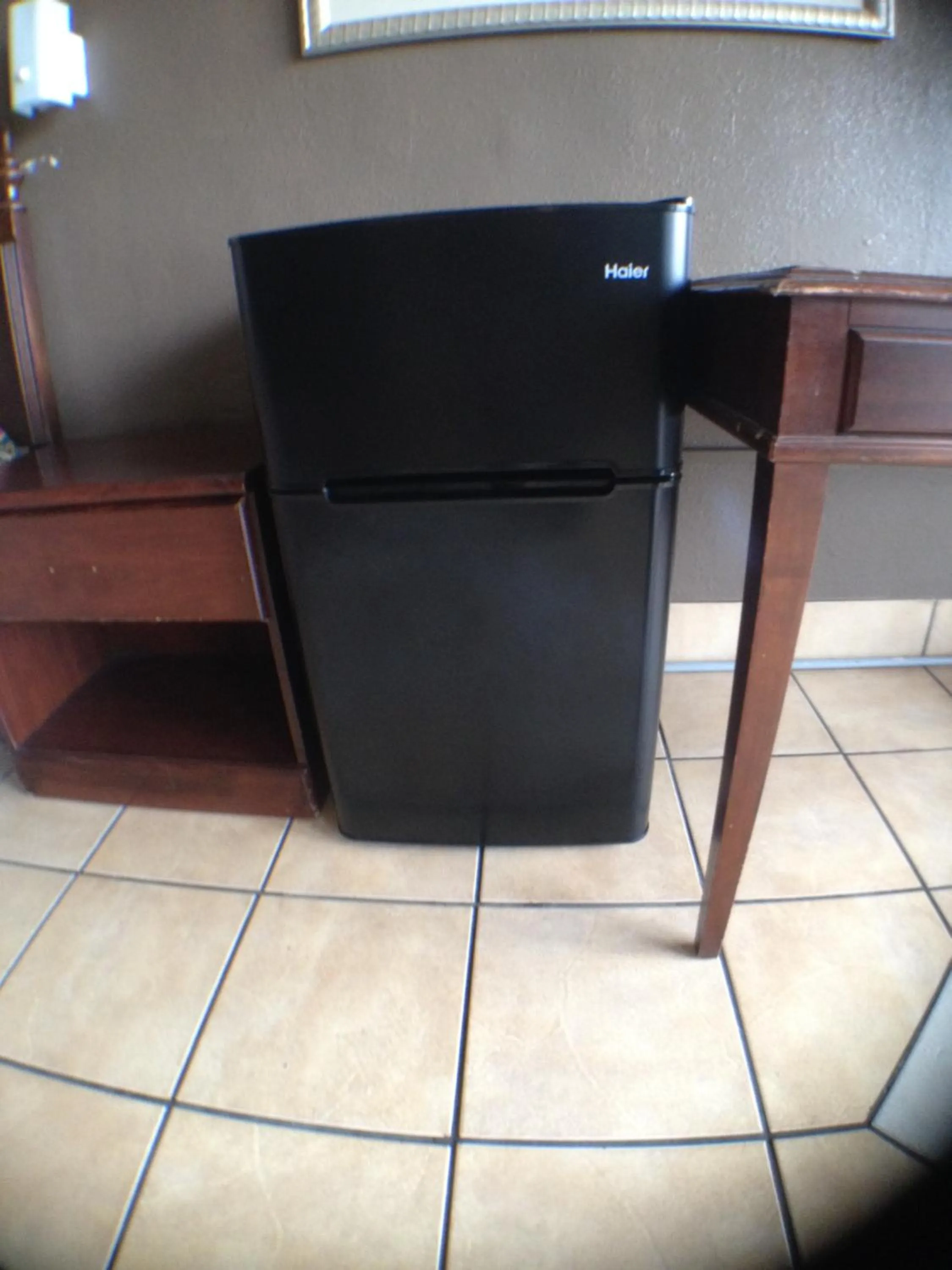 Photo of the whole room in Budget Inn Motel